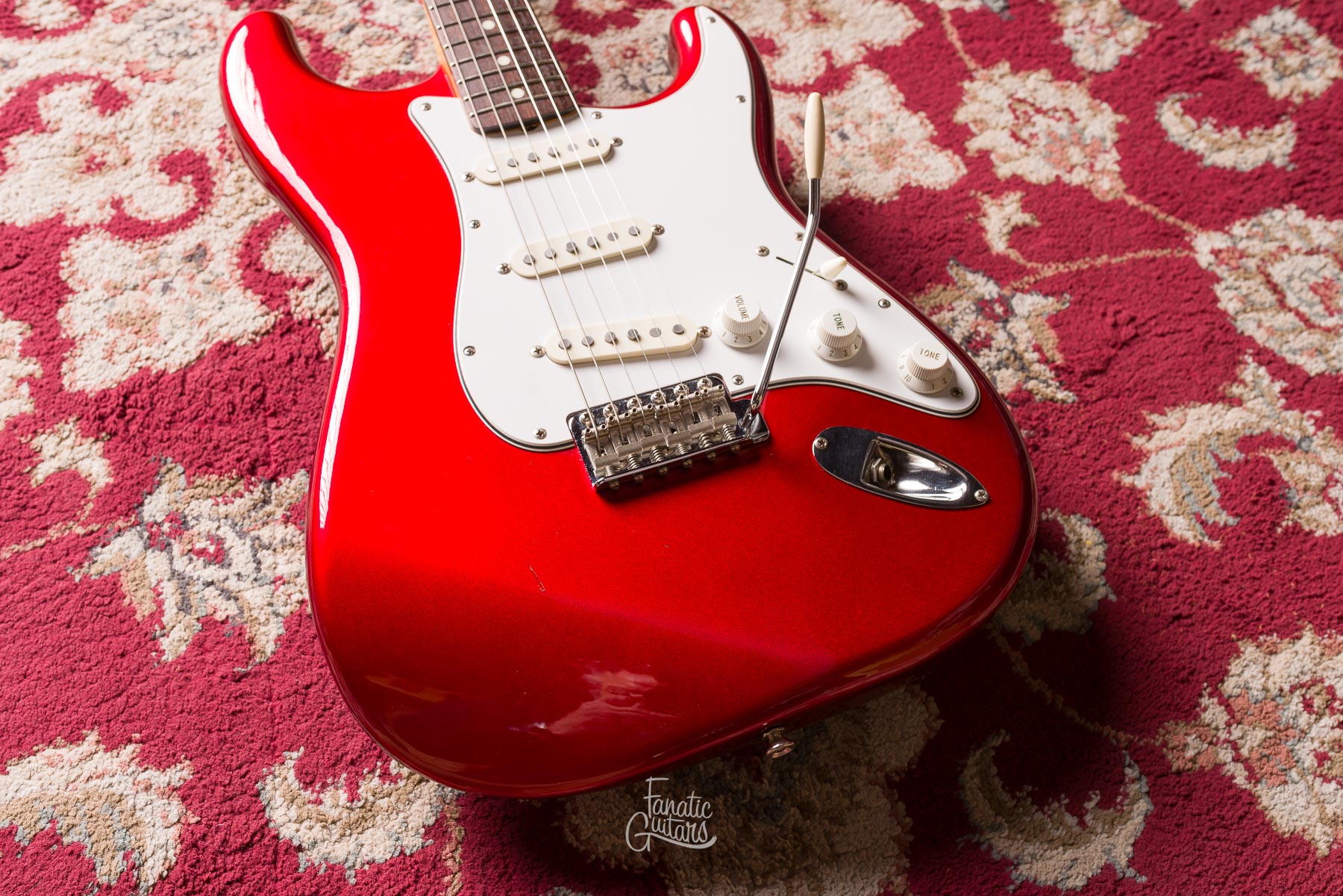 Fender 1985 Stratocaster Japan ST62-55 - Candy Apple Red #A016683 Segunda Mano