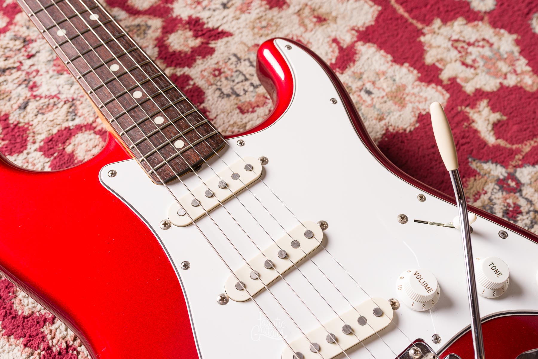 Fender 1985 Stratocaster Japan ST62-55 - Candy Apple Red #A016683 Segunda Mano