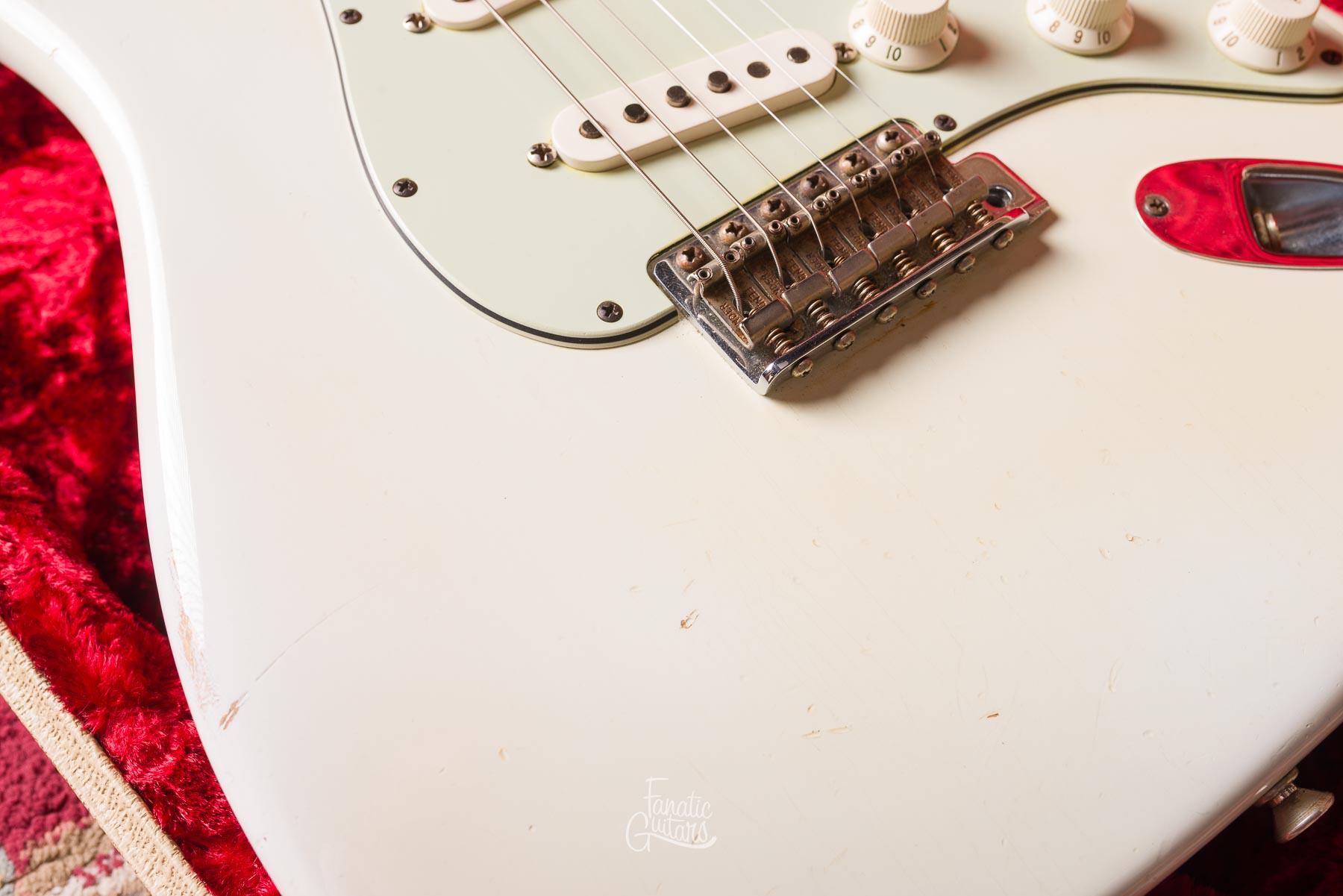 Fender Custom Shop 63 Stratocaster Relic - Olympic White #R66311 Segunda Mano