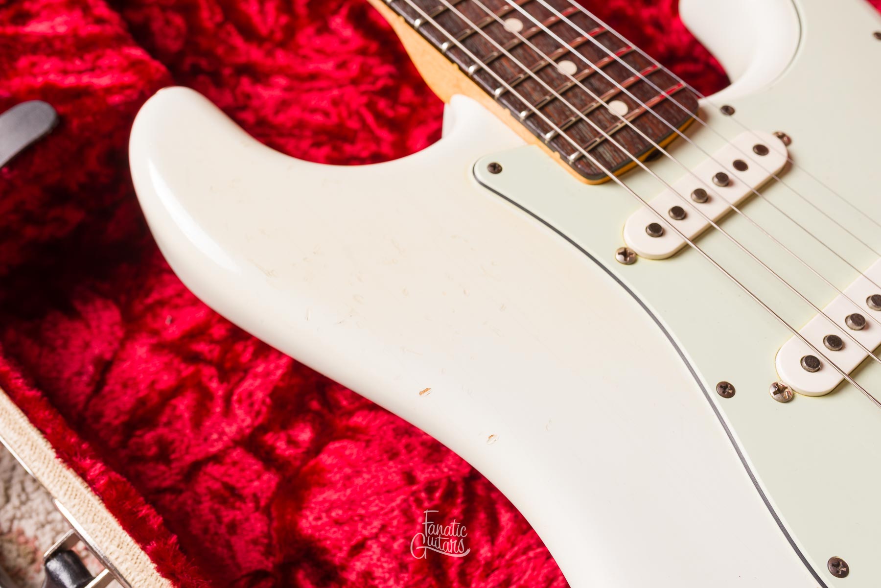 Fender Custom Shop 63 Stratocaster Relic - Olympic White #R66311 Segunda Mano