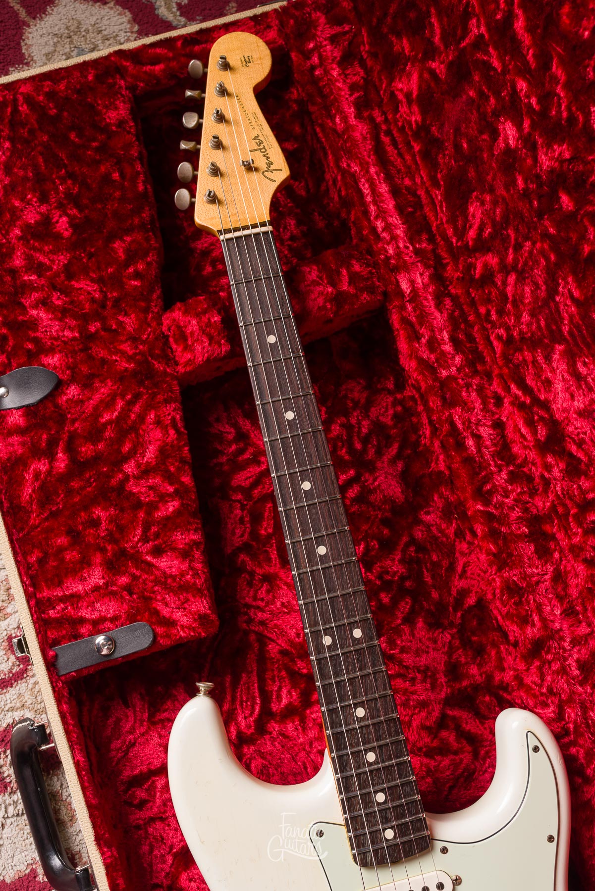 Fender Custom Shop 63 Stratocaster Relic - Olympic White #R66311 Segunda Mano