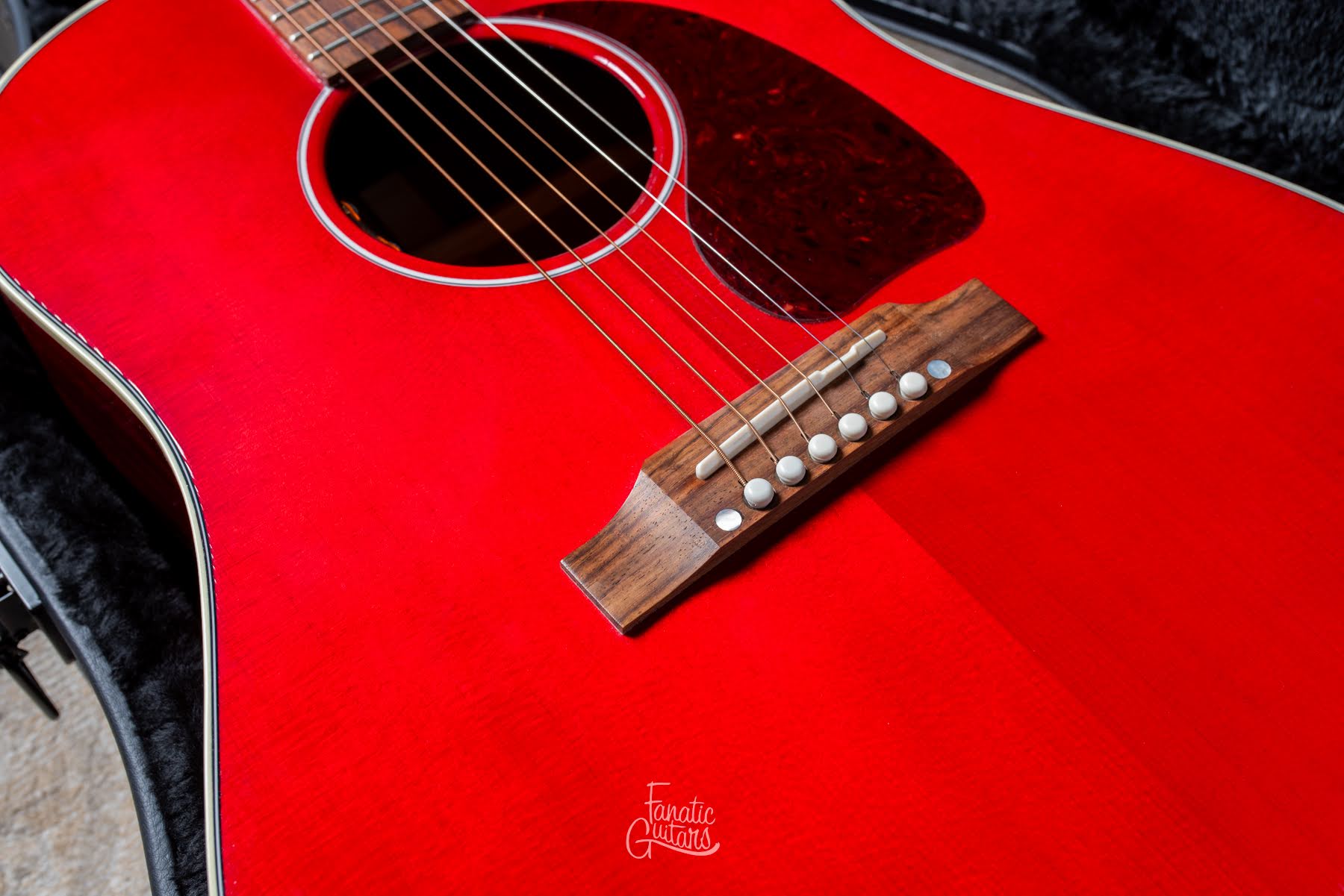 Gibson J-45 Standard - Cherry