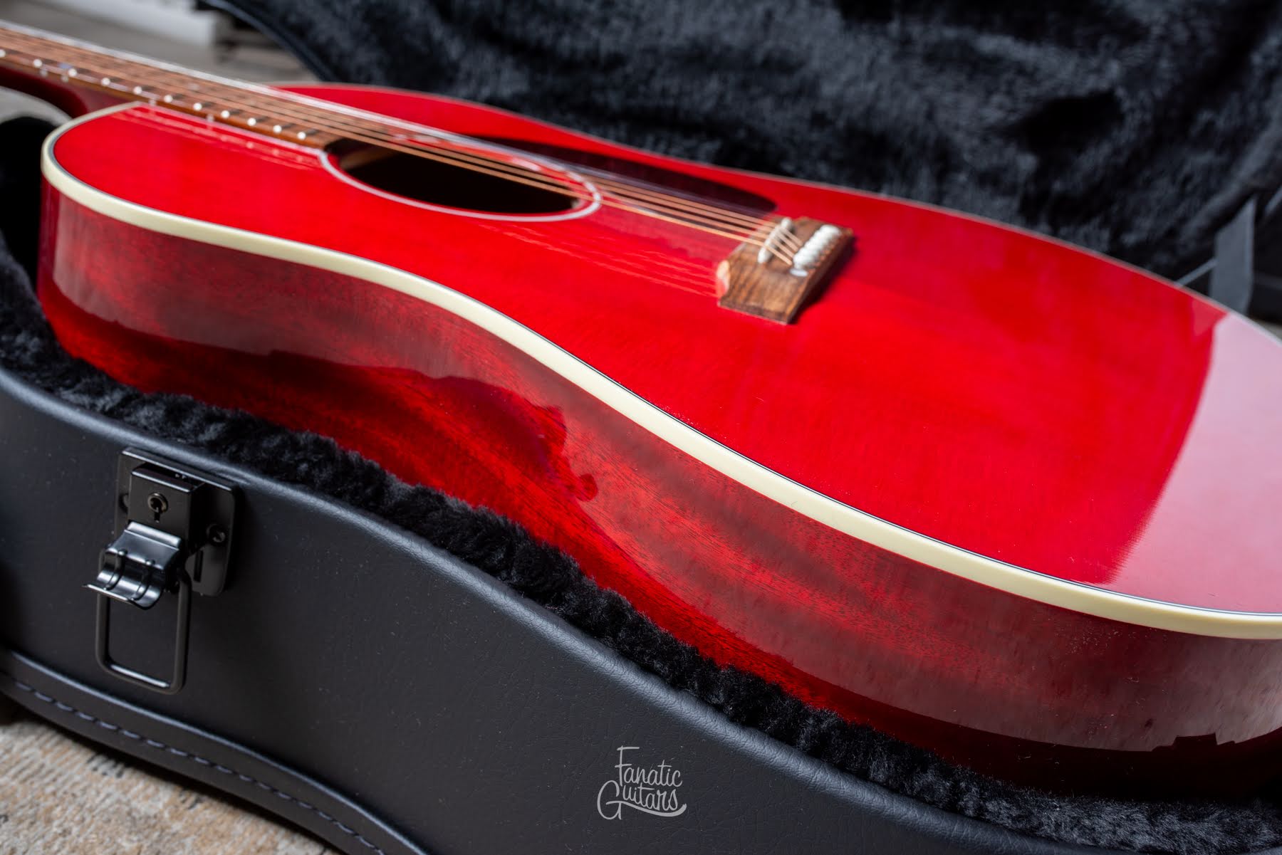 Gibson J-45 Standard - Cherry