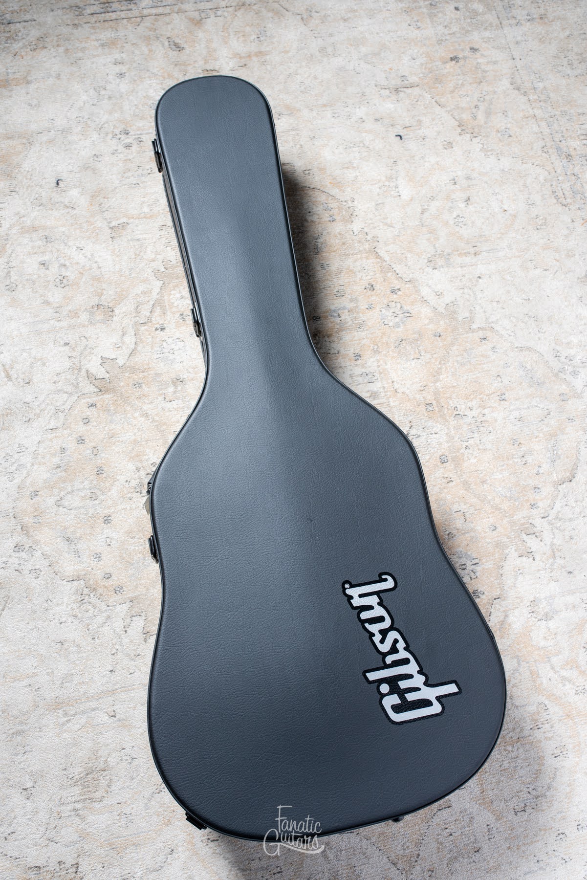 Gibson J-45 Standard - Cherry