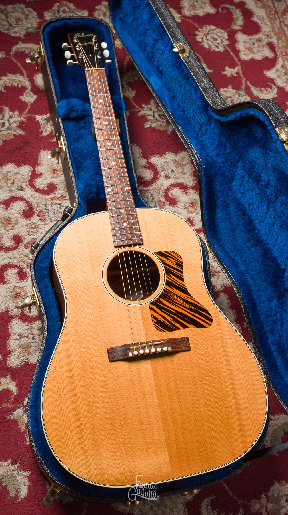 Gibson J-35 Banner Reissue 2013 - Antique Natural #10953034 Second Hand