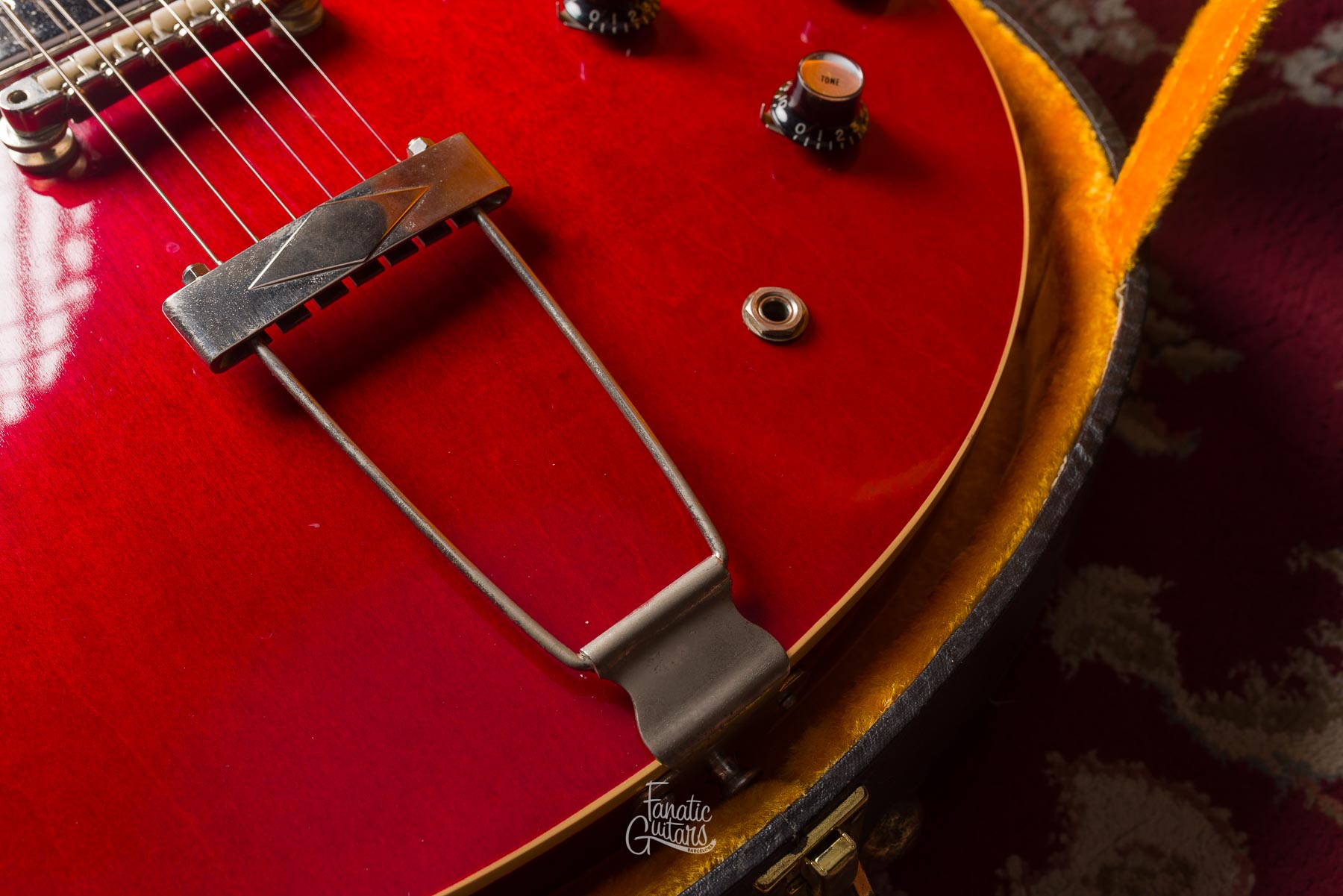 Gibson ES-330 TDC 1964 - Cherry #181572 Segunda Mano