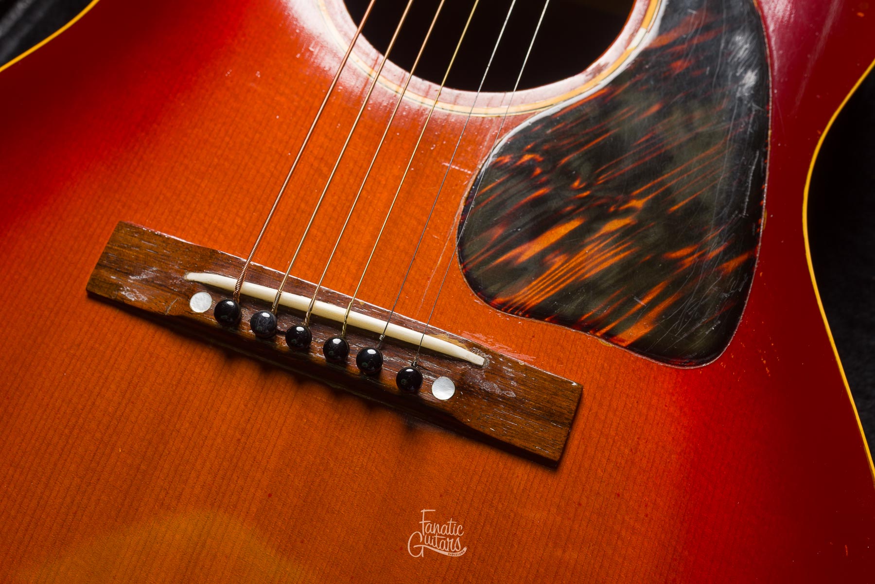 Gibson LG-1 1951 - Sunburst #6563 Segunda Mano