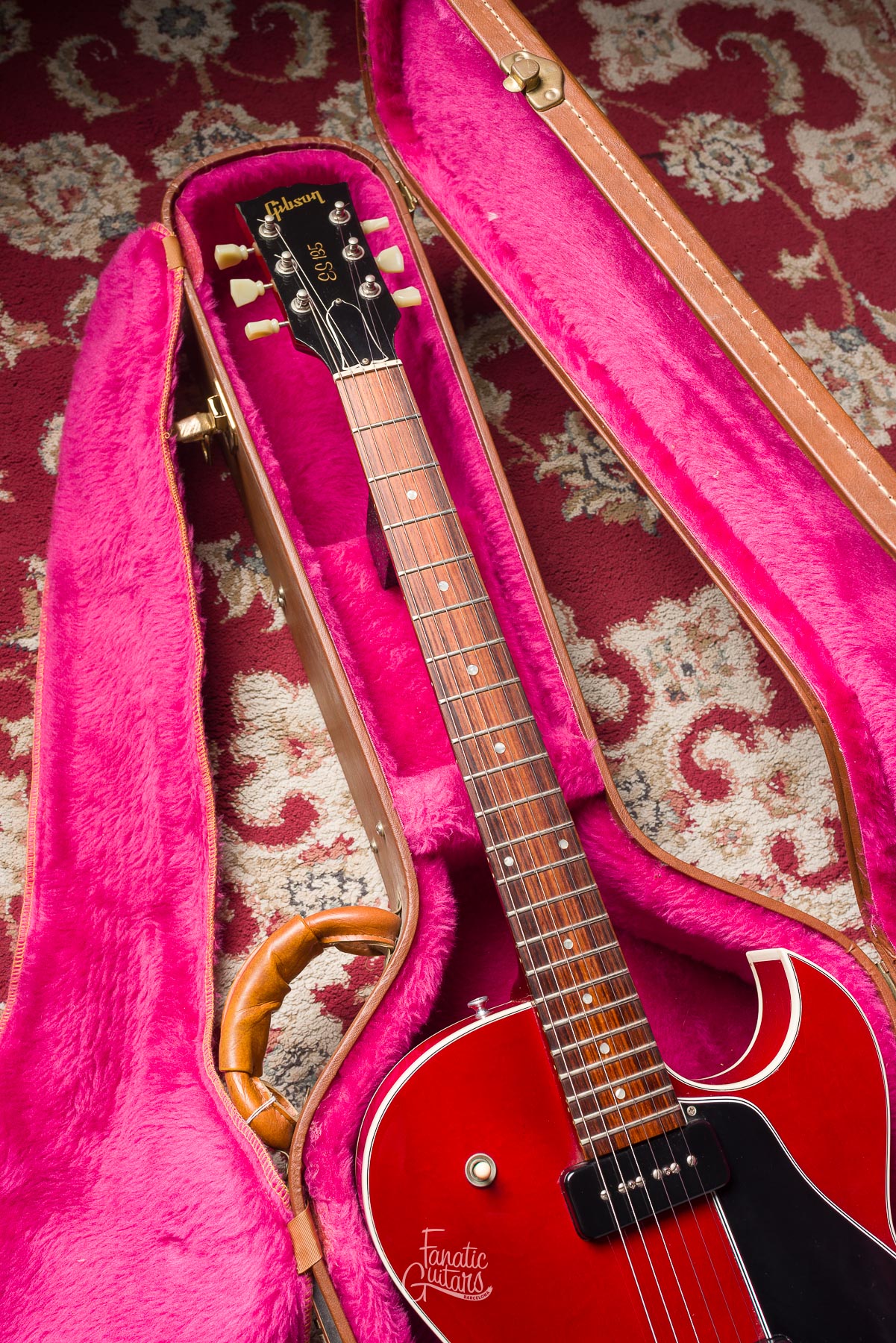 Gibson ES-135 1992 - Cherry #92802457 Segunda Mano