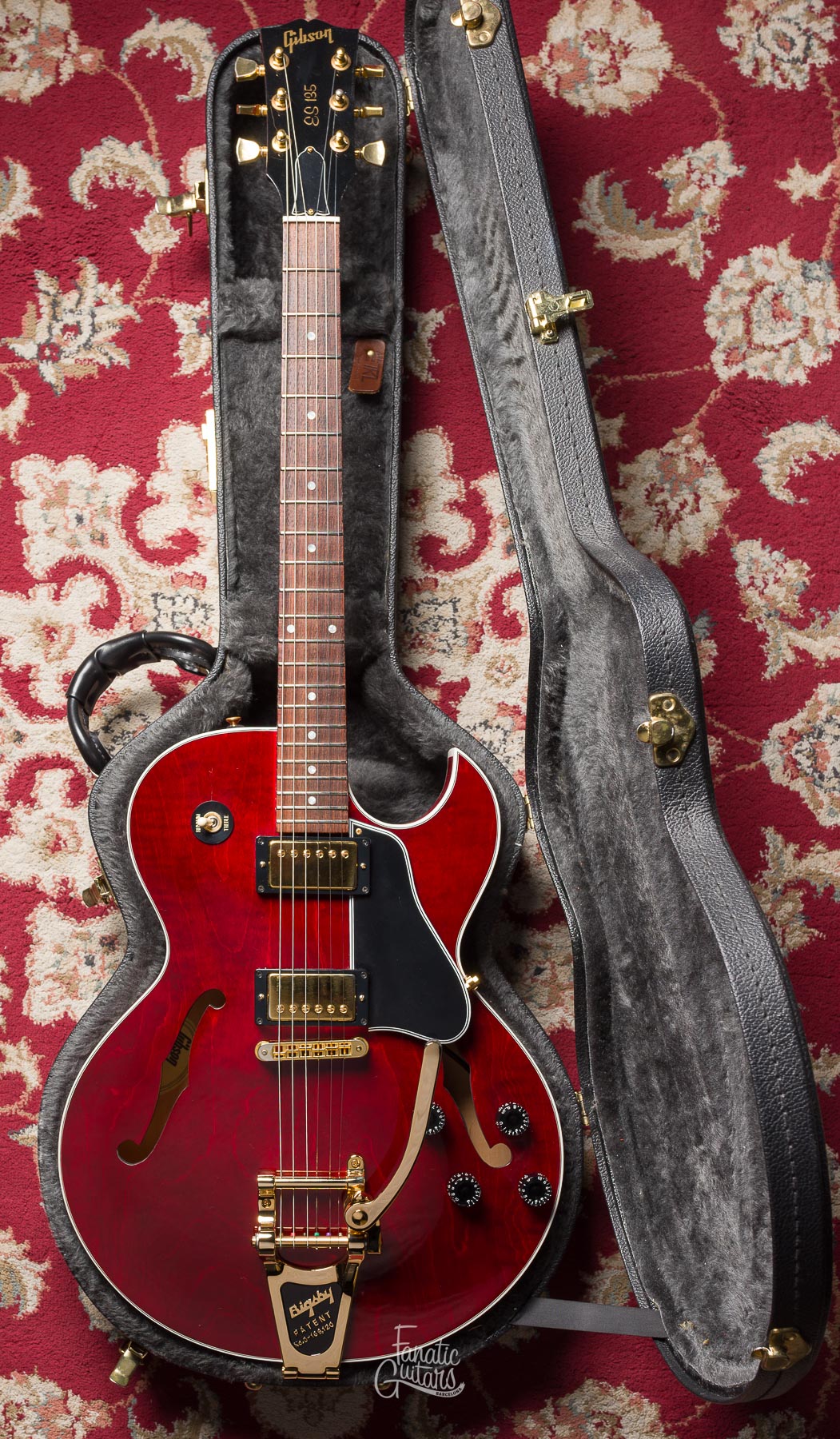 Gibson ES-135 Bigsby 2002 - Cherry #02032738 Segunda Mano