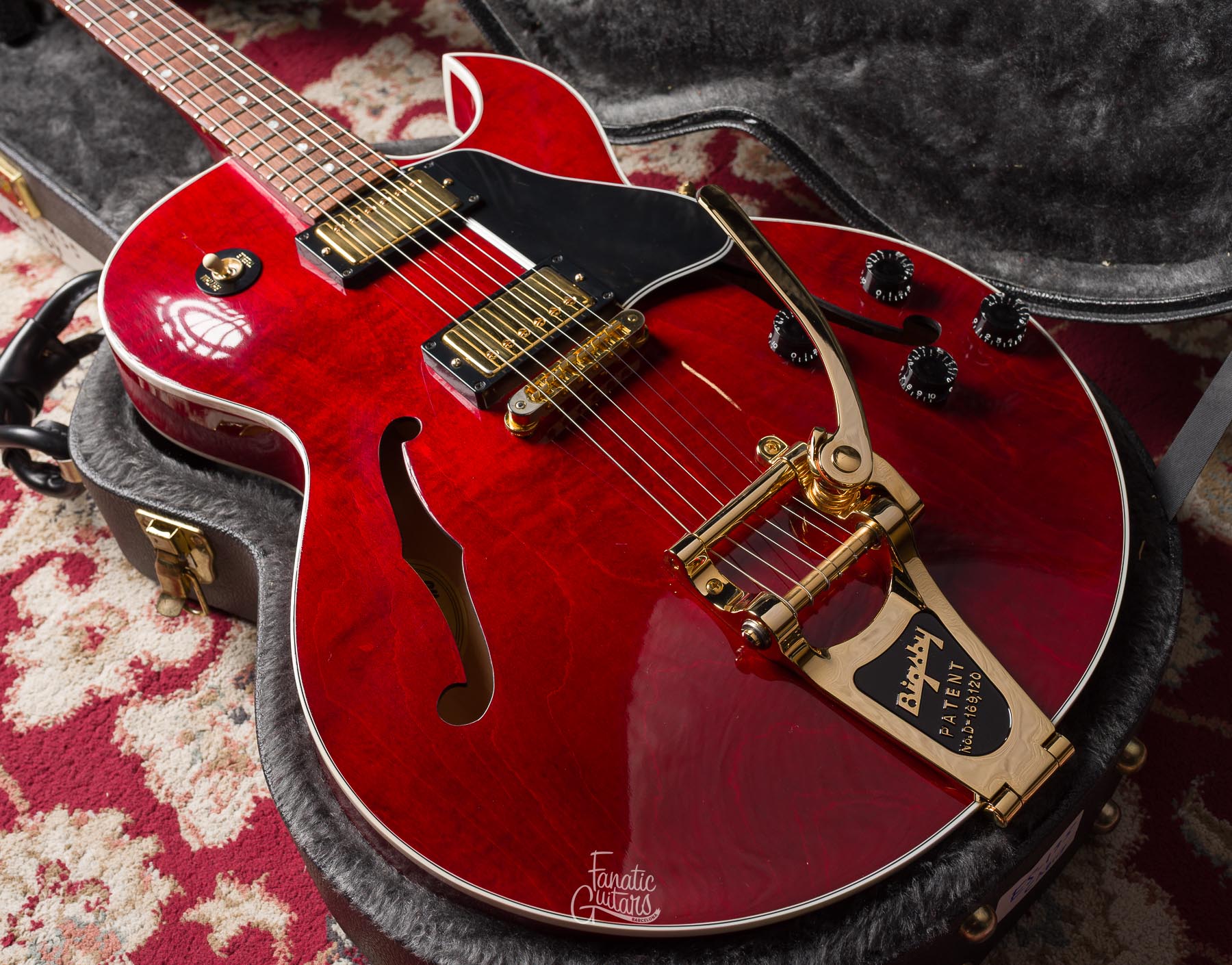 Gibson ES-135 Bigsby 2002 - Cherry #02032738 Segunda Mano