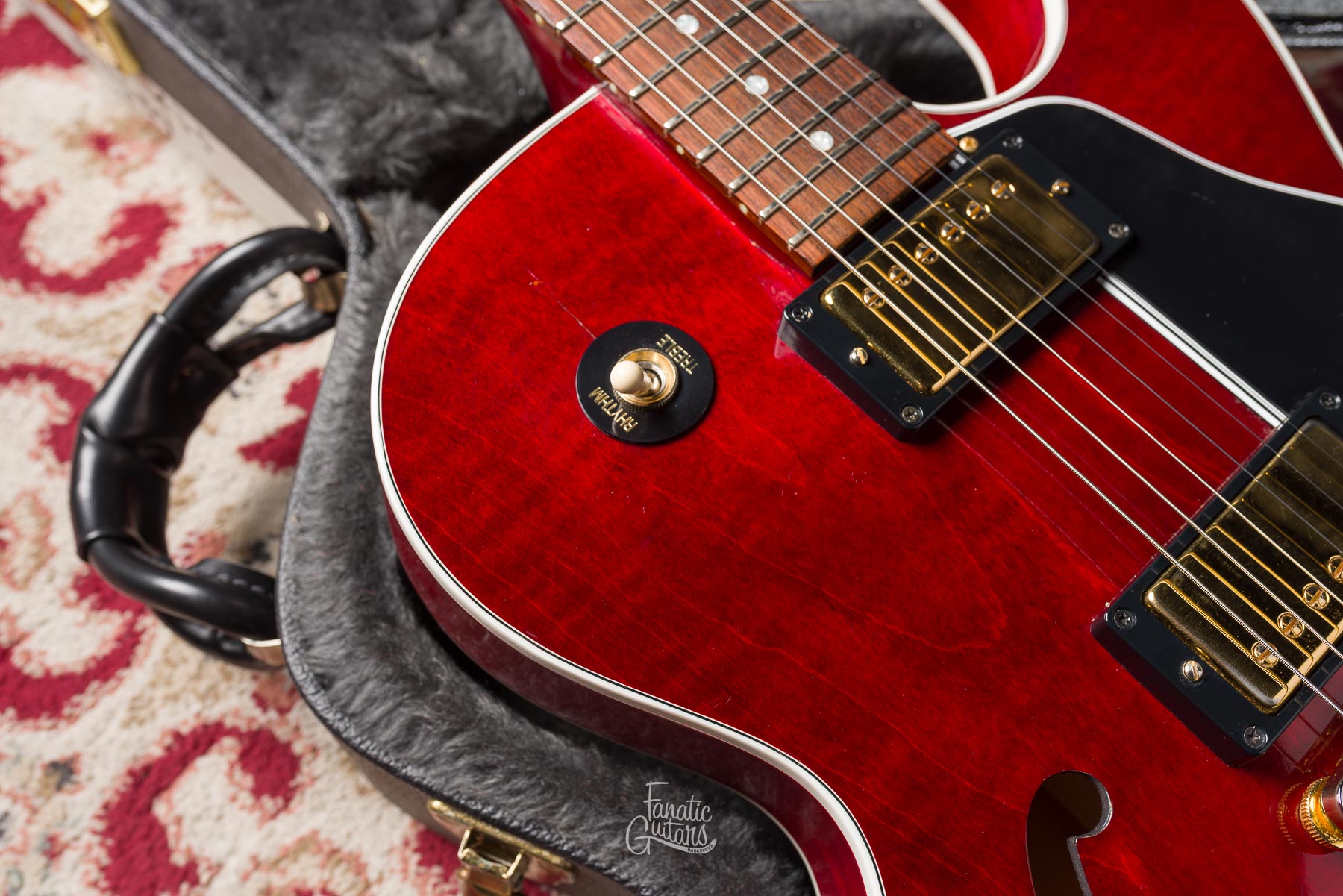 Gibson ES-135 Bigsby 2002 - Cherry #02032738 Segunda Mano