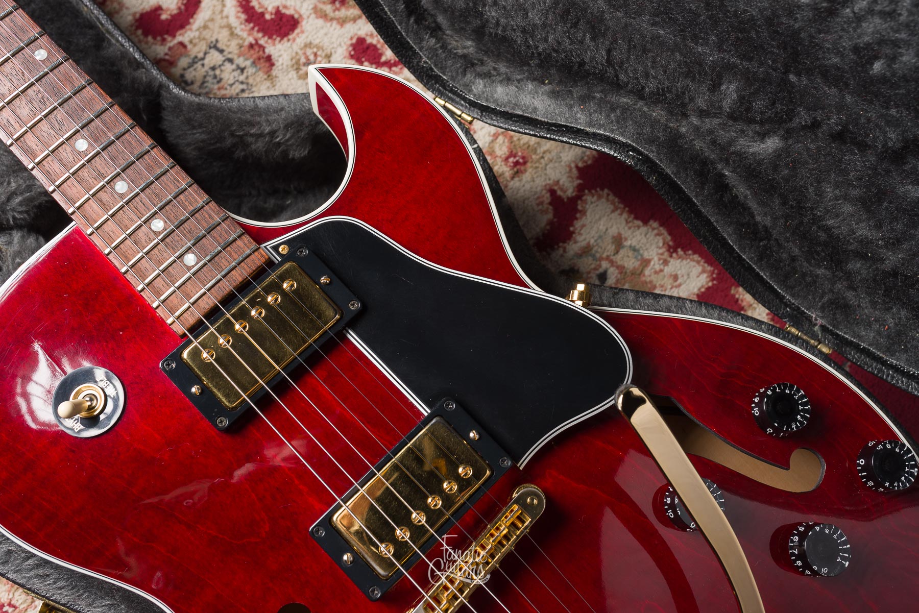 Gibson ES-135 Bigsby 2002 - Cherry #02032738 Segunda Mano