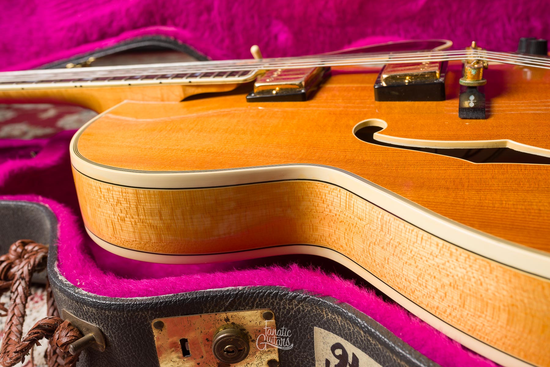 Gibson Byrdland 1976 - Natural #00101146 Segunda Mano