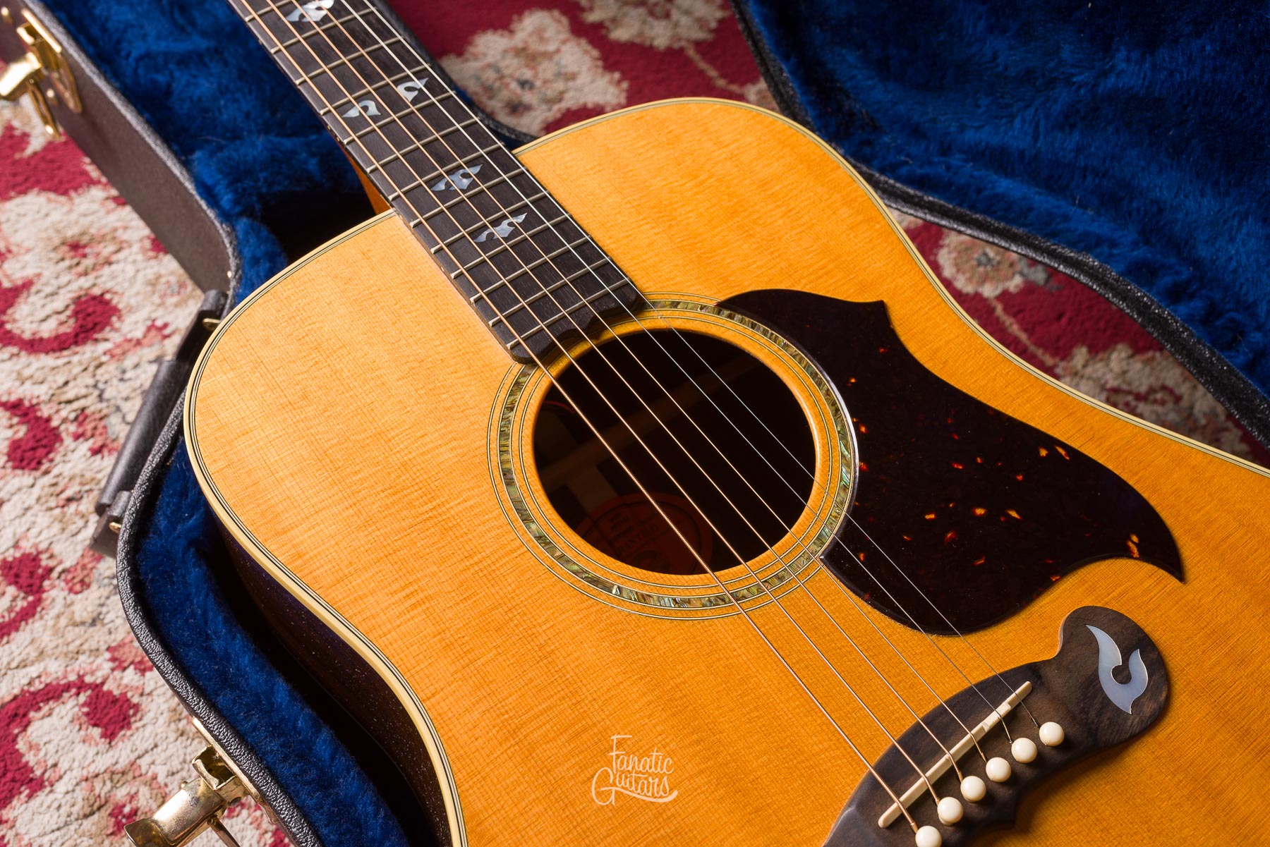 Gibson Dove Artist - Natural #03070008 Second Hand