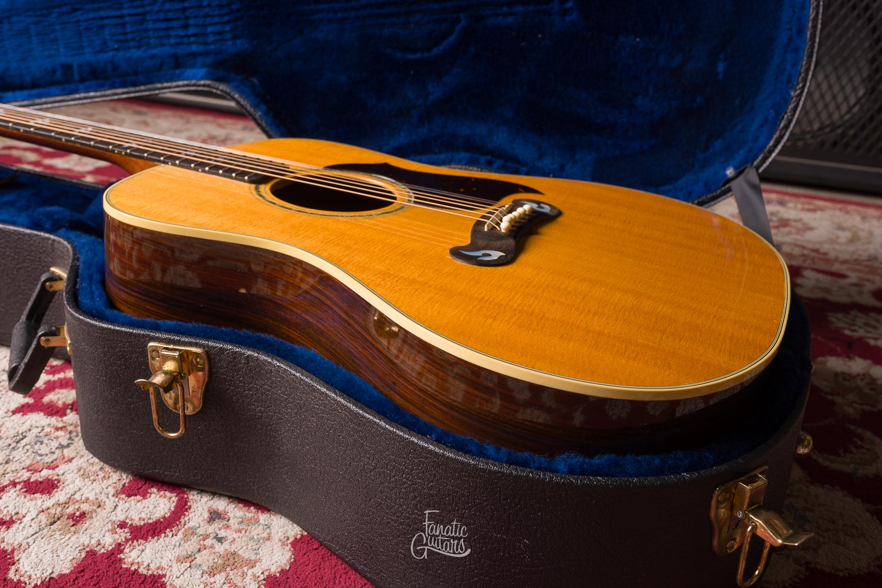 Gibson Dove Artist - Natural #03070008 Second Hand