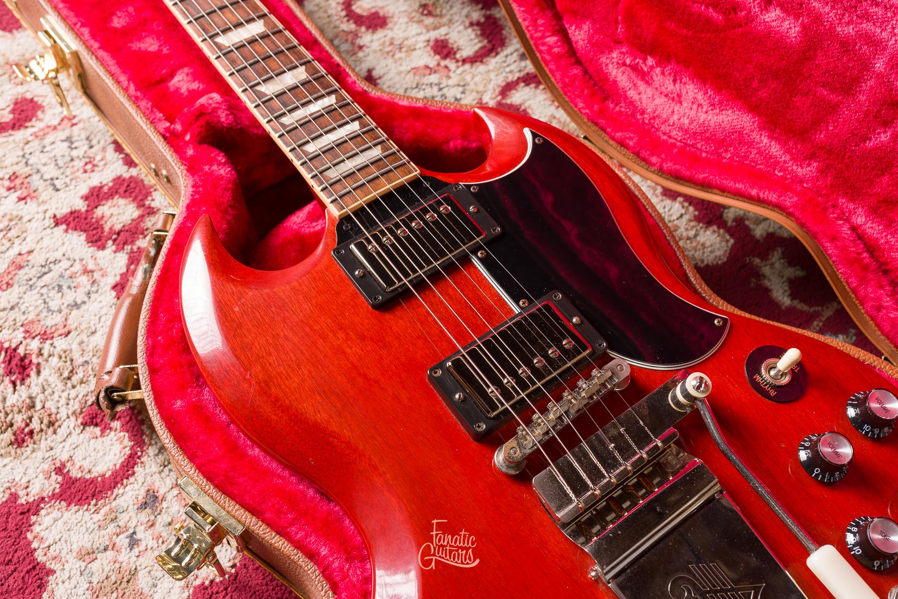 Gibson SG Standard 61's Maestro Vibrola - Vintage Cherry Segunda Mano