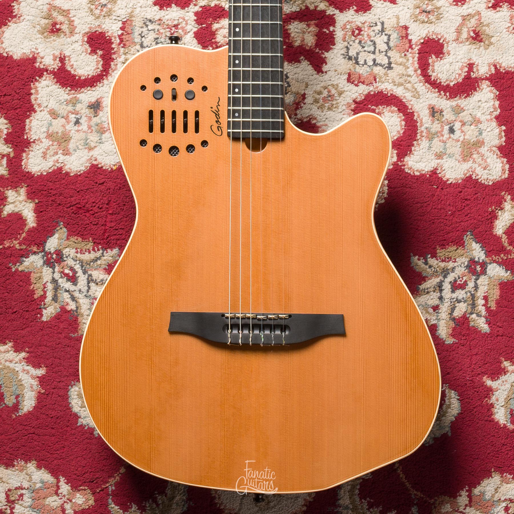 Godin Multiac ACS Slim SA Nylon - Natural #20322259 Segunda Mano