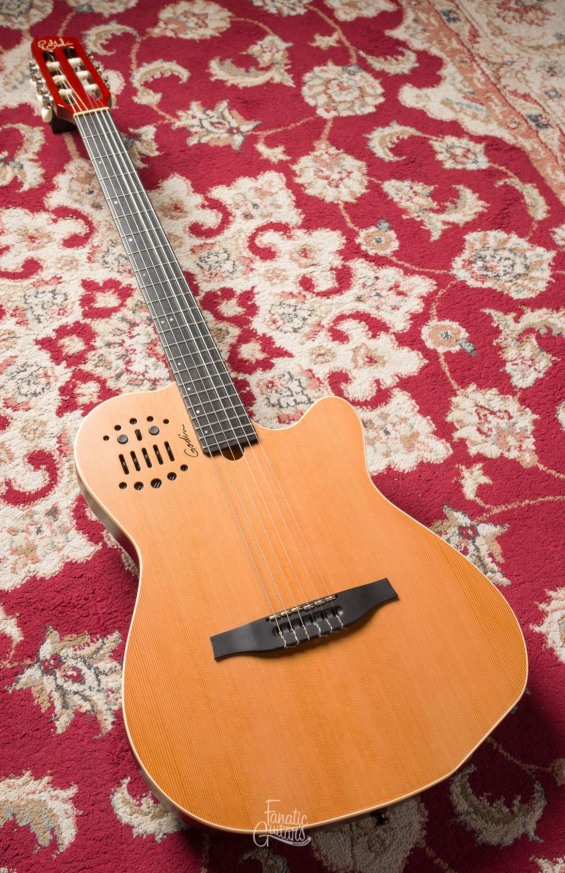 Godin Multiac ACS Slim SA Nylon - Natural #20322259 Segunda Mano