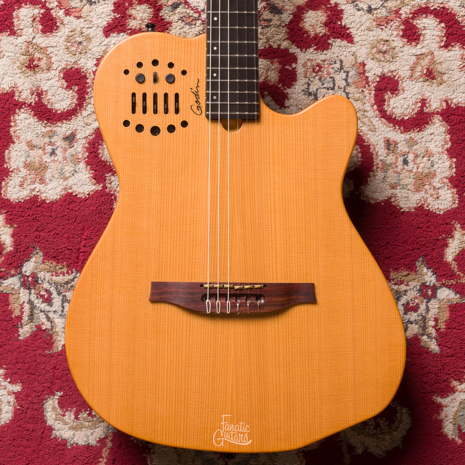 Godin Multiac ACS Slim SA Nylon - Natural #17483129 Segunda Mano