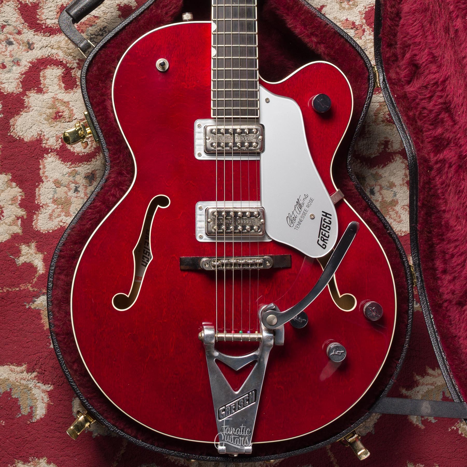 Gretsch G6119 Chet Atkins Tennessee Rose #JT10010120 Segunda Mano
