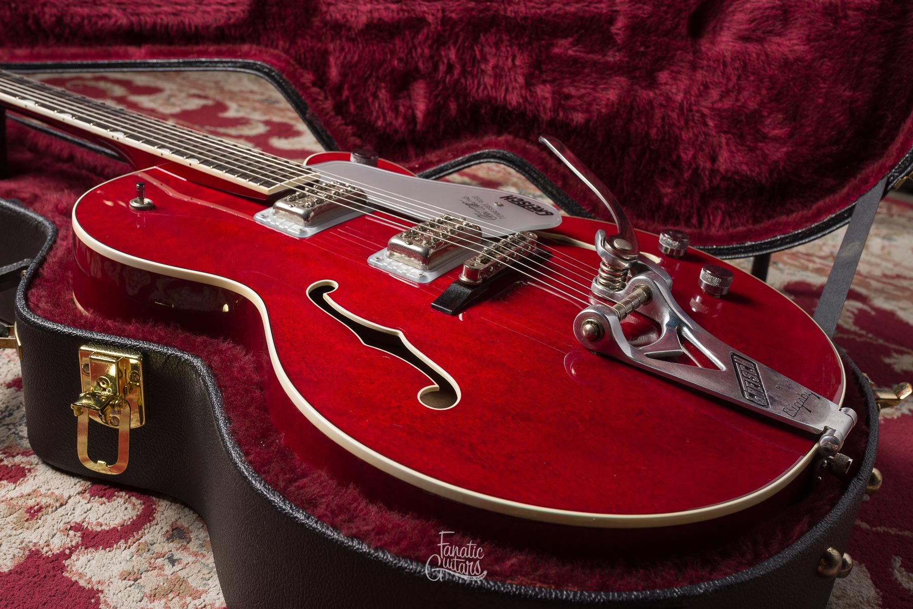 Gretsch G6119 Chet Atkins Tennessee Rose #JT10010120 Segunda Mano