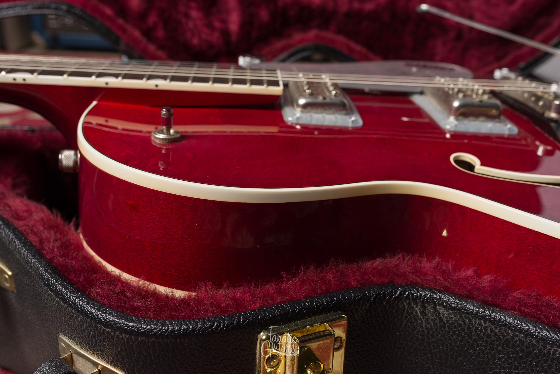 Gretsch G6119 Chet Atkins Tennessee Rose #JT10010120 Segunda Mano