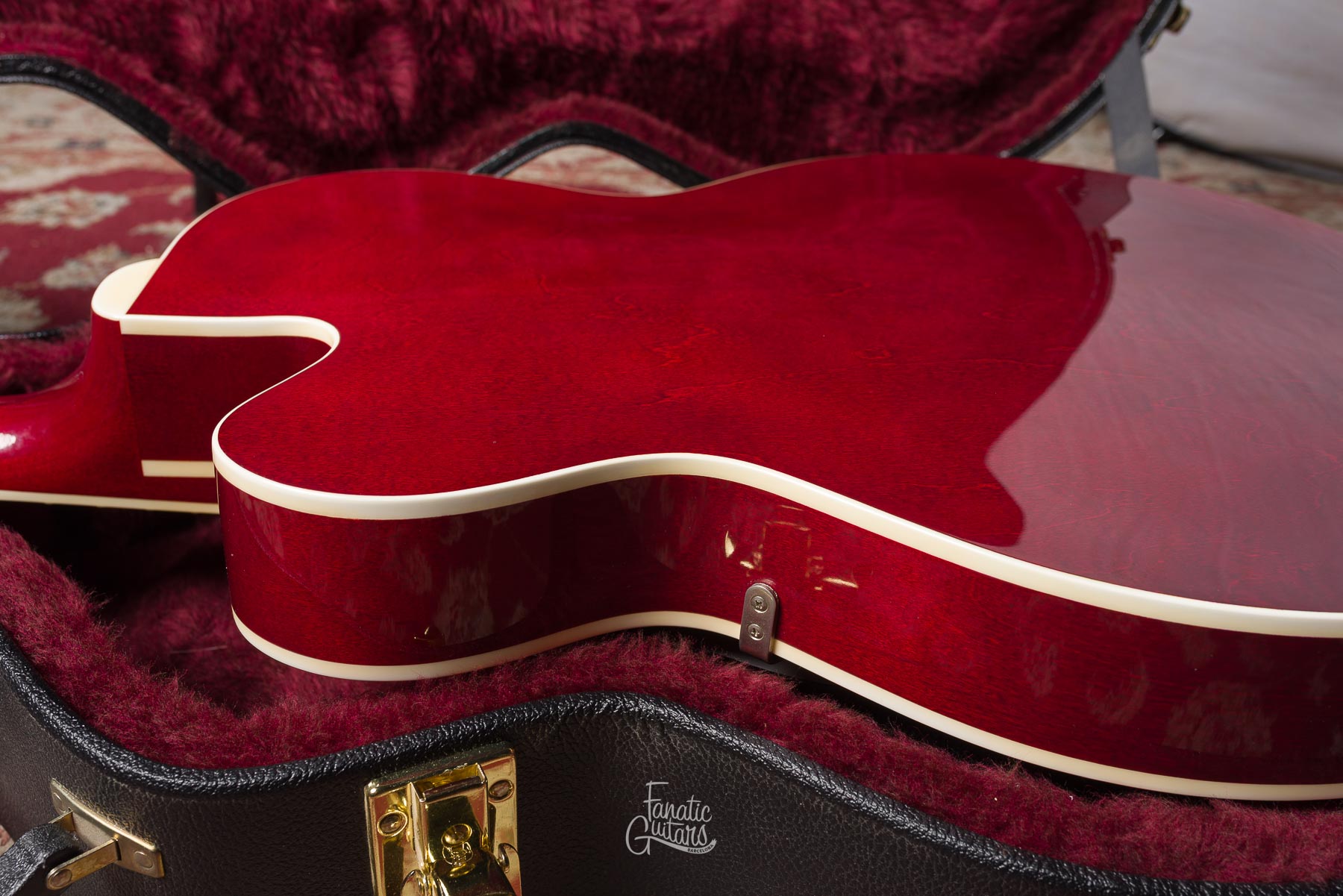 Gretsch G6119 Chet Atkins Tennessee Rose #JT10010120 Segunda Mano