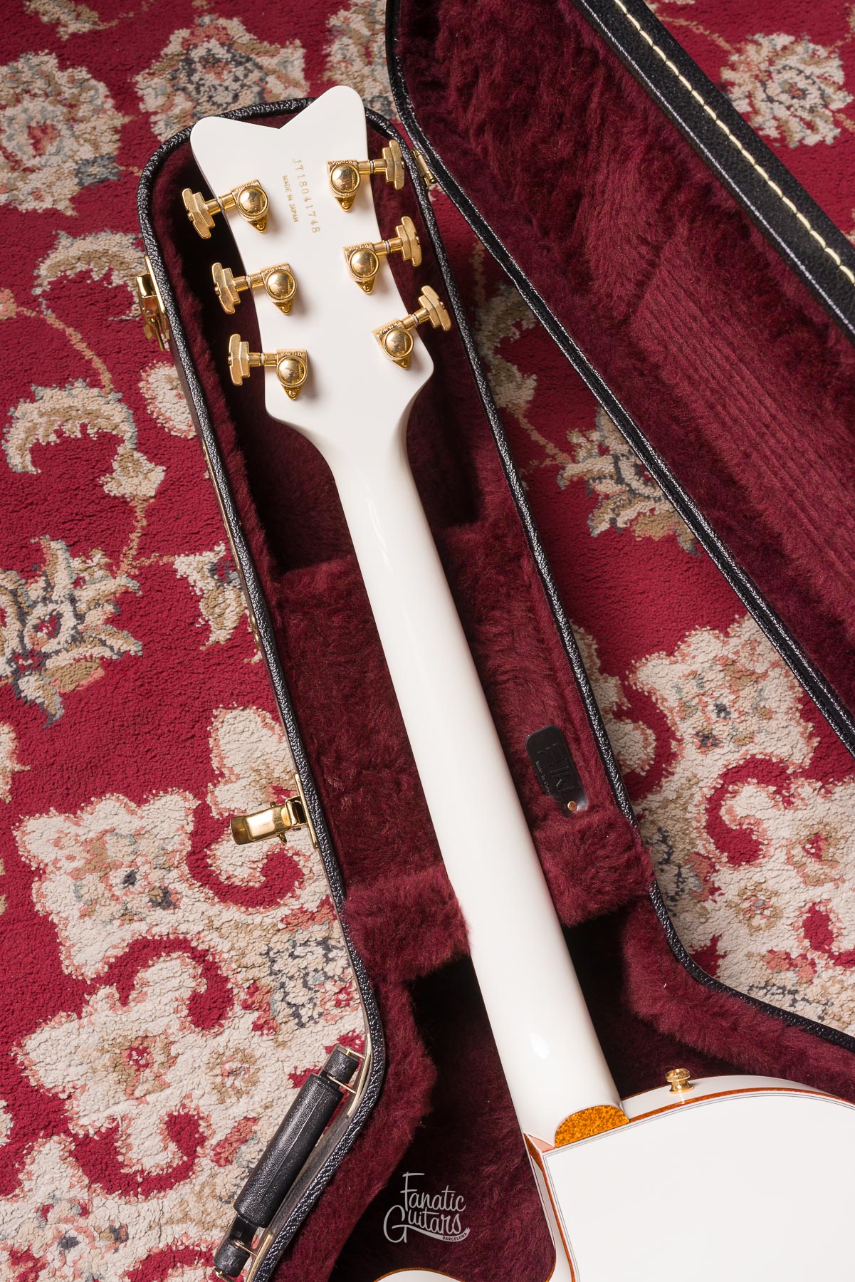 Gretsch G6136T-WHT The White Falcon #JT18041748 Segunda Mano