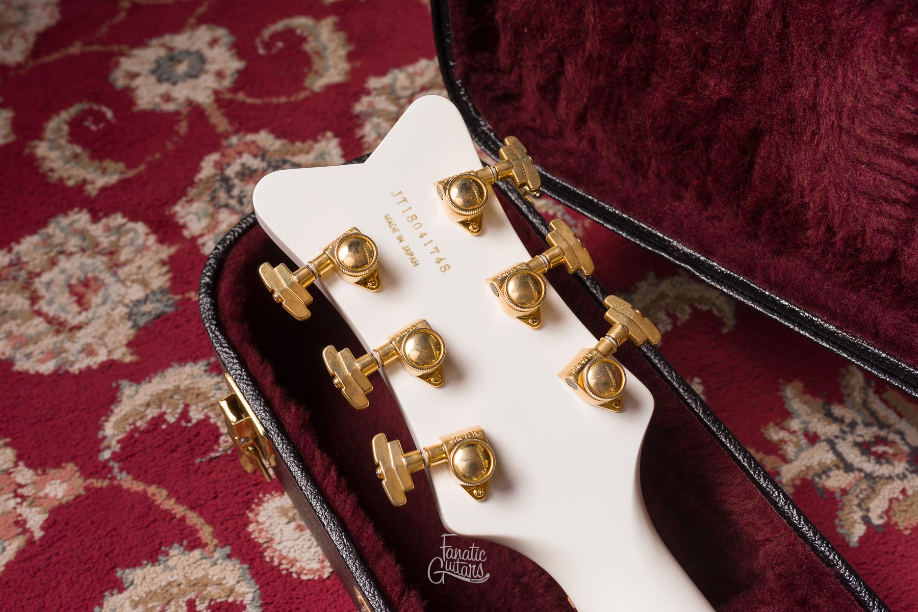 Gretsch G6136T-WHT The White Falcon #JT18041748 Segunda Mano