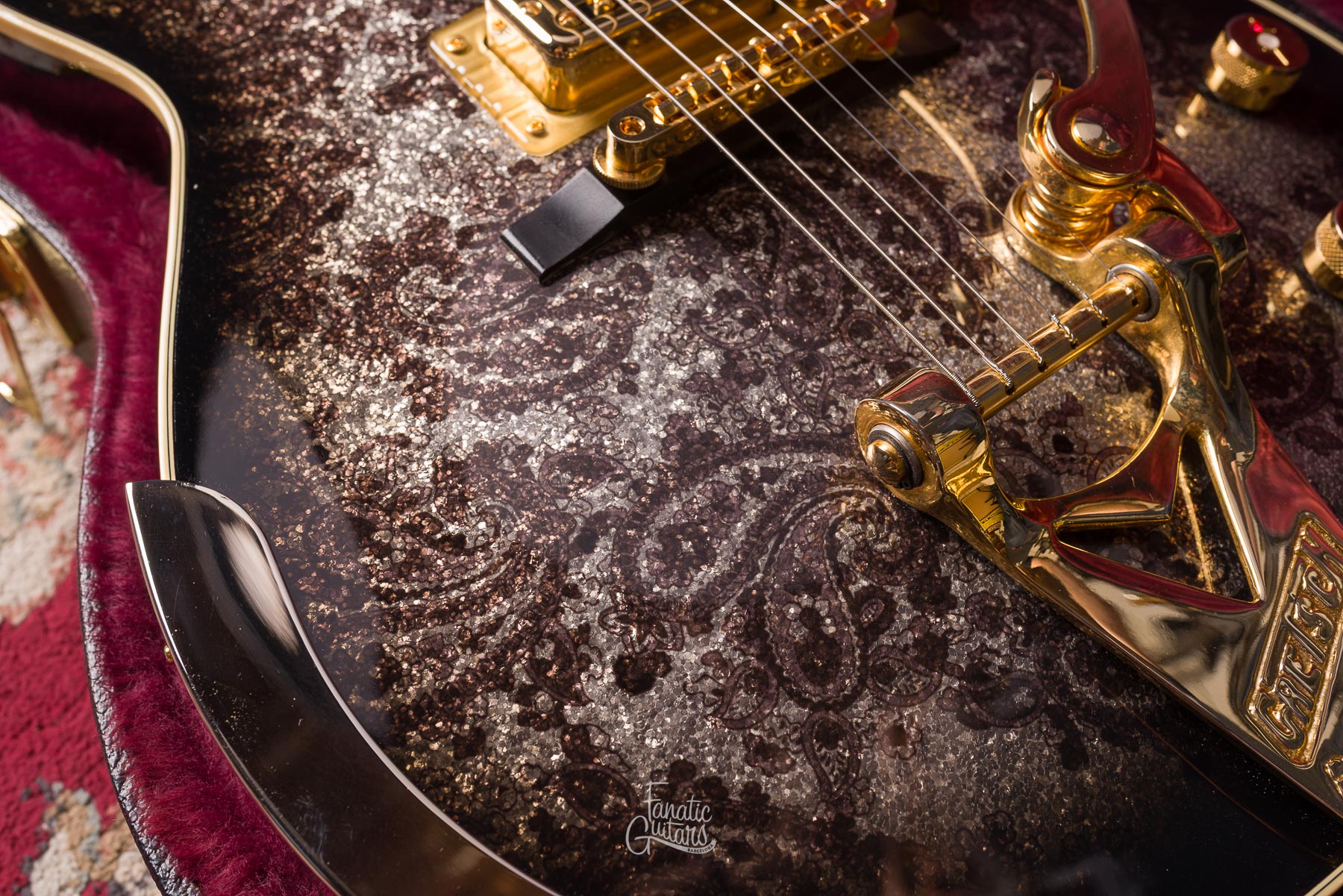 Gretsch G6134TG Limited Edition Paisley Penguin - Black #JT23041332 Second Hand