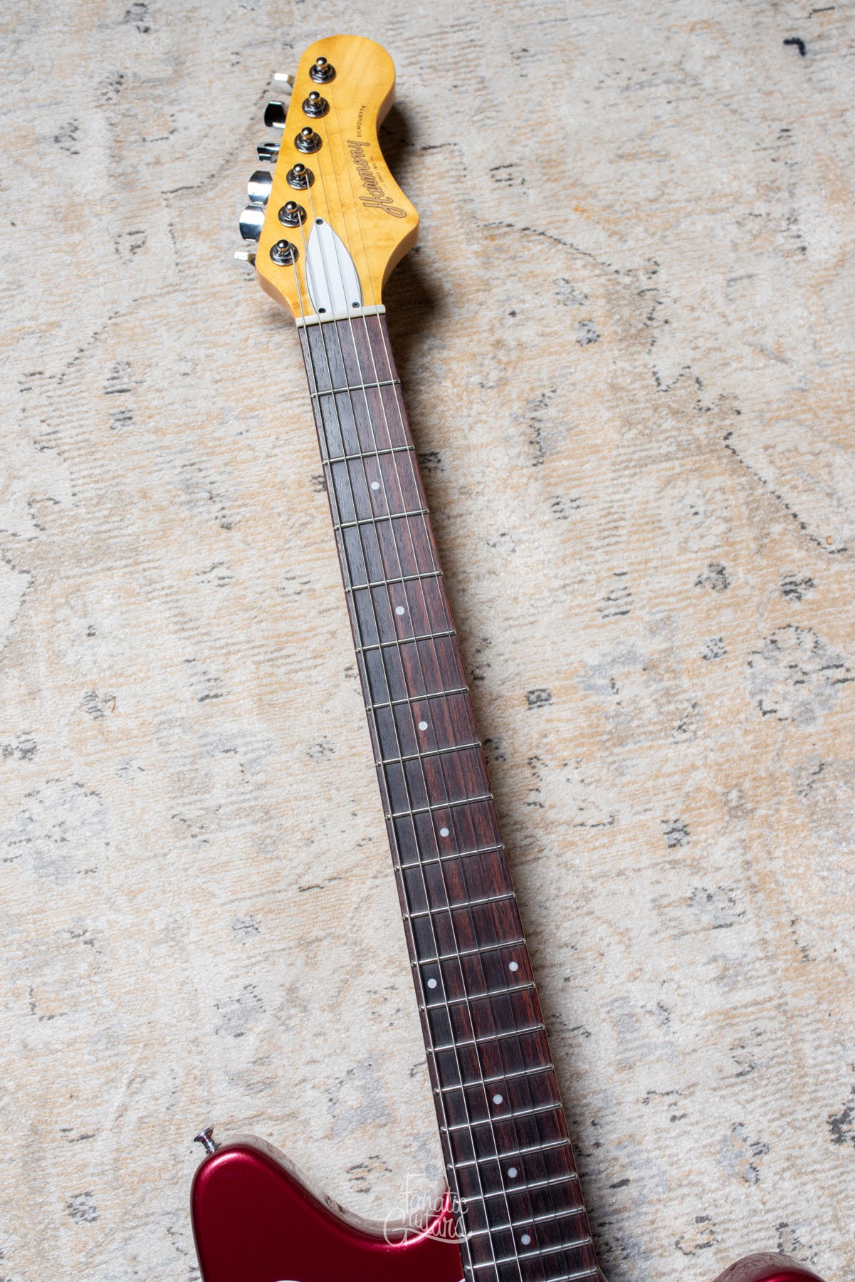 Harmony Guitars Standard Silhouette w/ Bigsby - Burgundy B-Stock