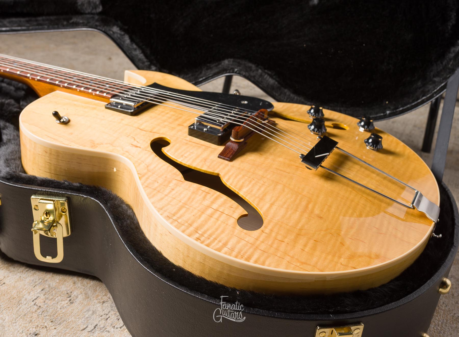 Heritage Standard H-575 Hollow - Antique Natural #1250519