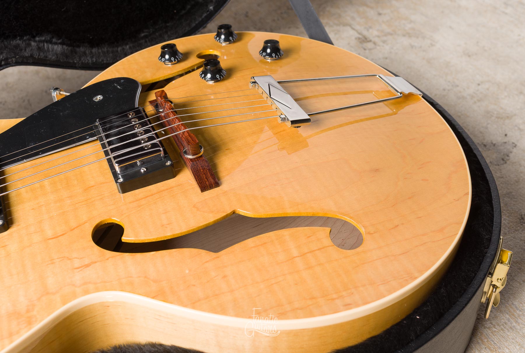 Heritage Standard H-575 Hollow - Antique Natural #1250519