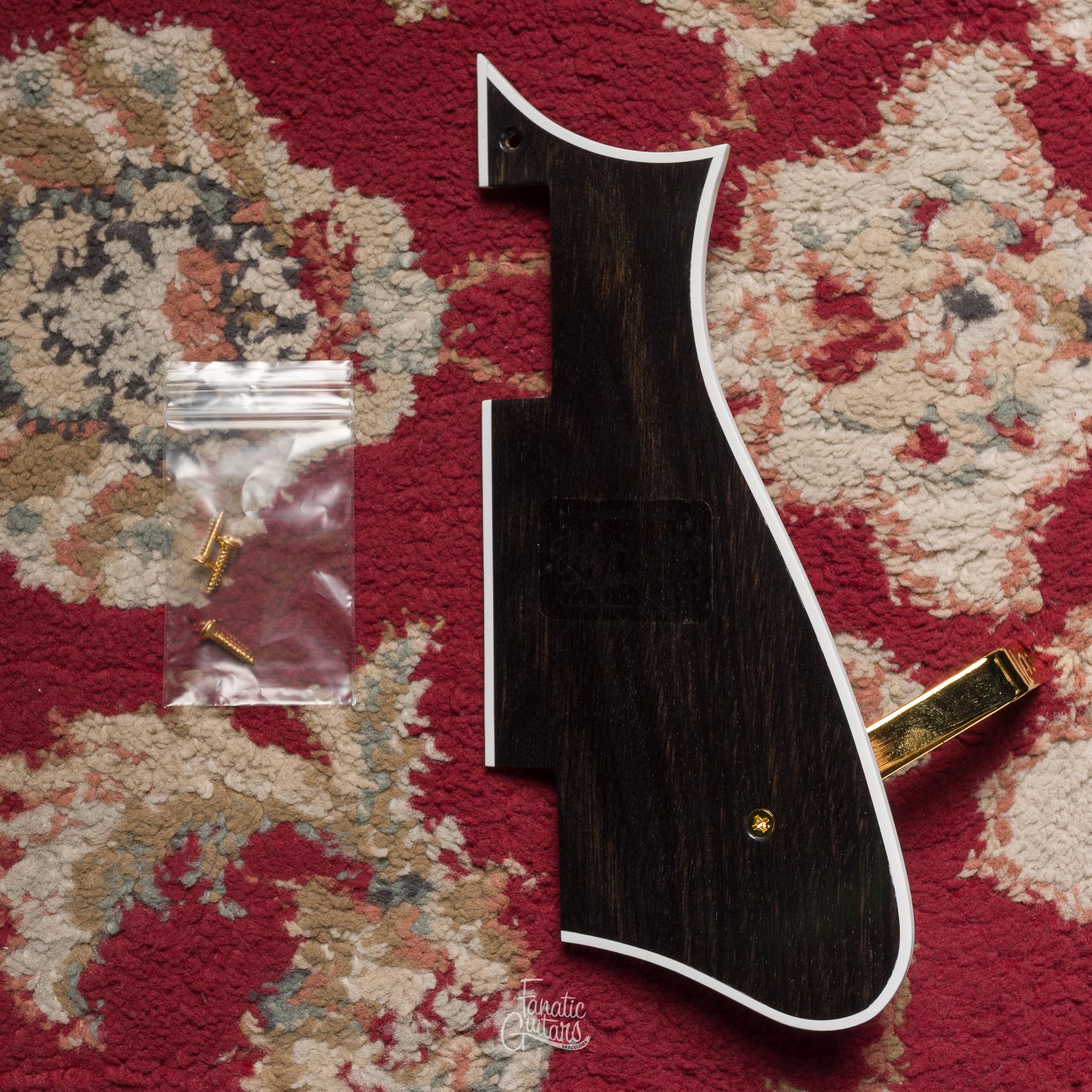 Heritage Standard Eagle Classic Hollow - Antique Natural #AP28001 Segunda Mano