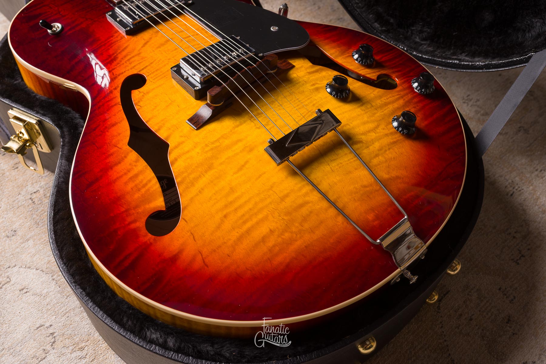 Heritage Standard H-575 Hollow - Vintage Wine Burst #1240812 B-Stock