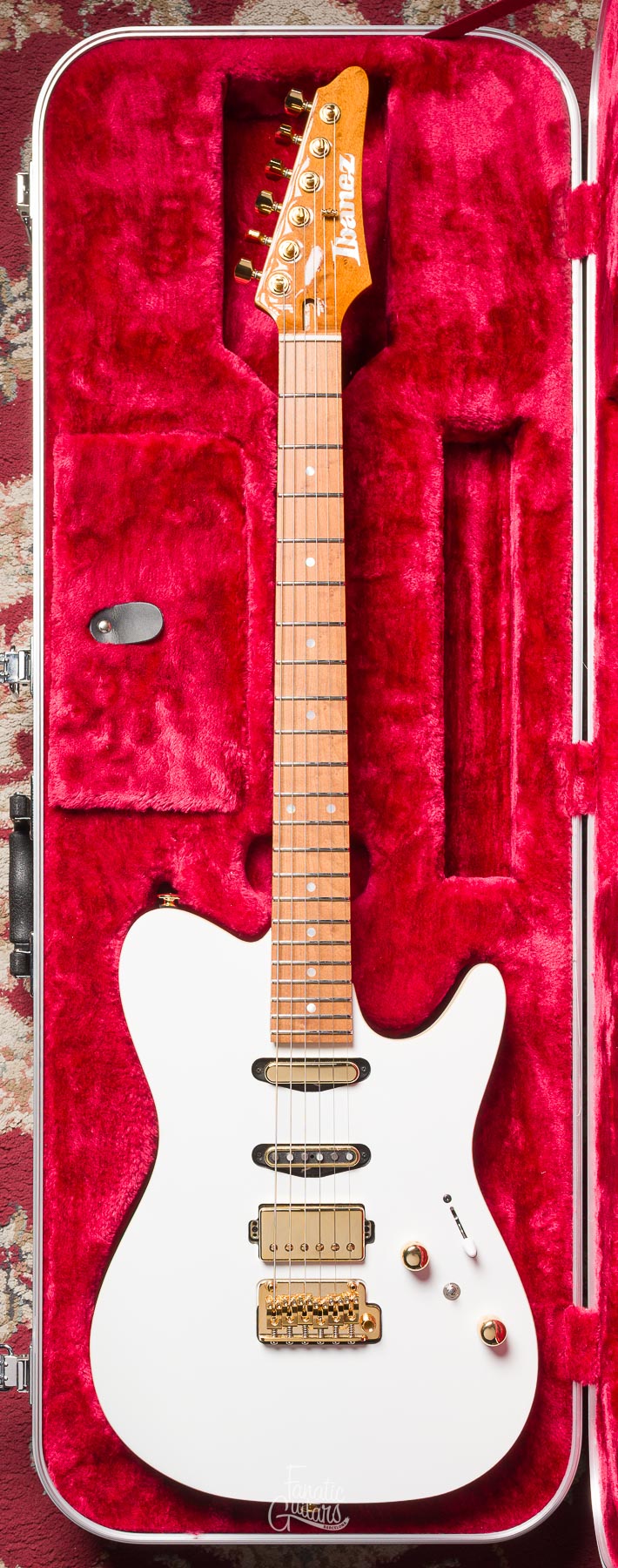 Ibanez LB1‑WH (Lari Basilio Signature) #F2330632 Second Hand