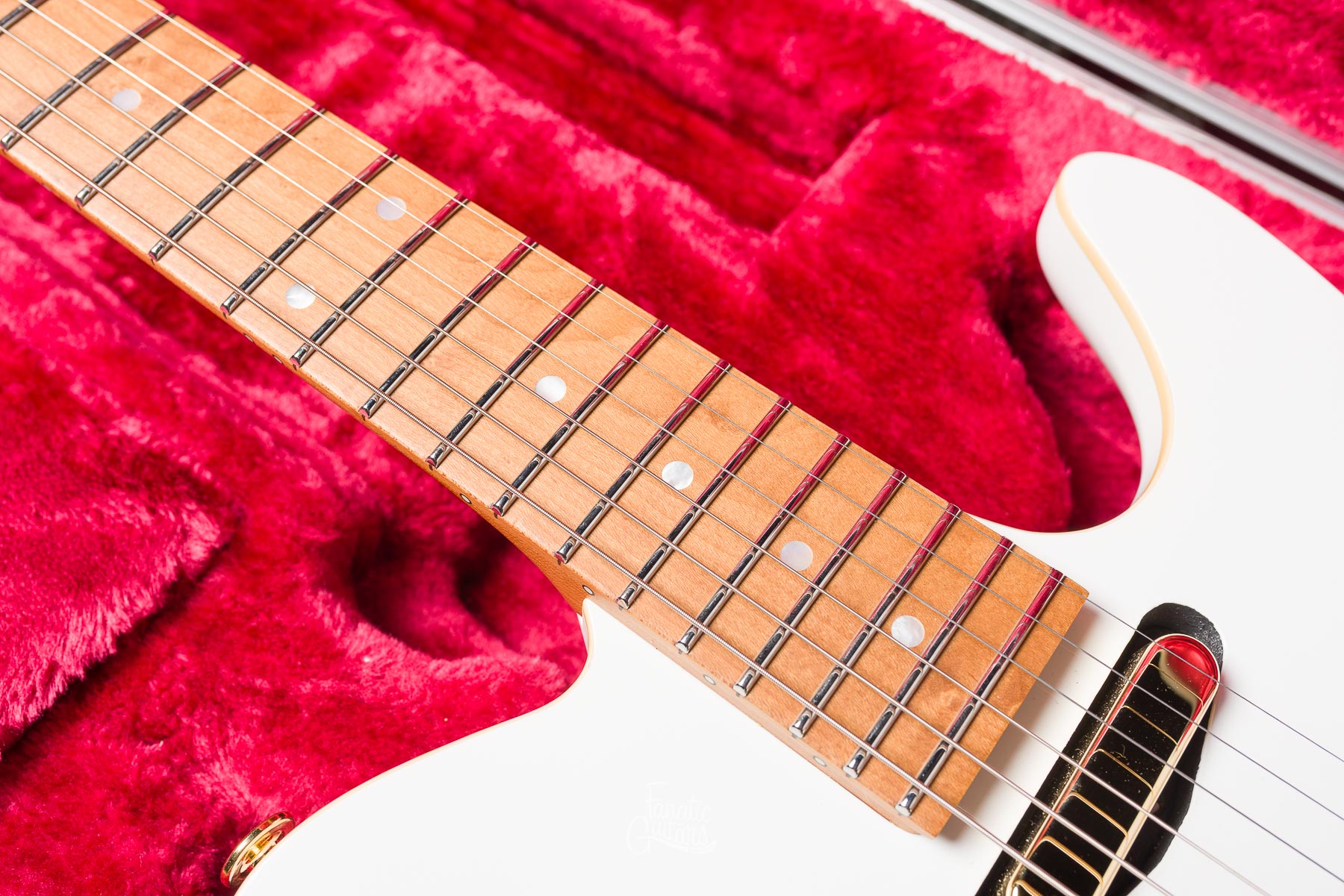 Ibanez LB1‑WH (Lari Basilio Signature) #F2330632 Second Hand