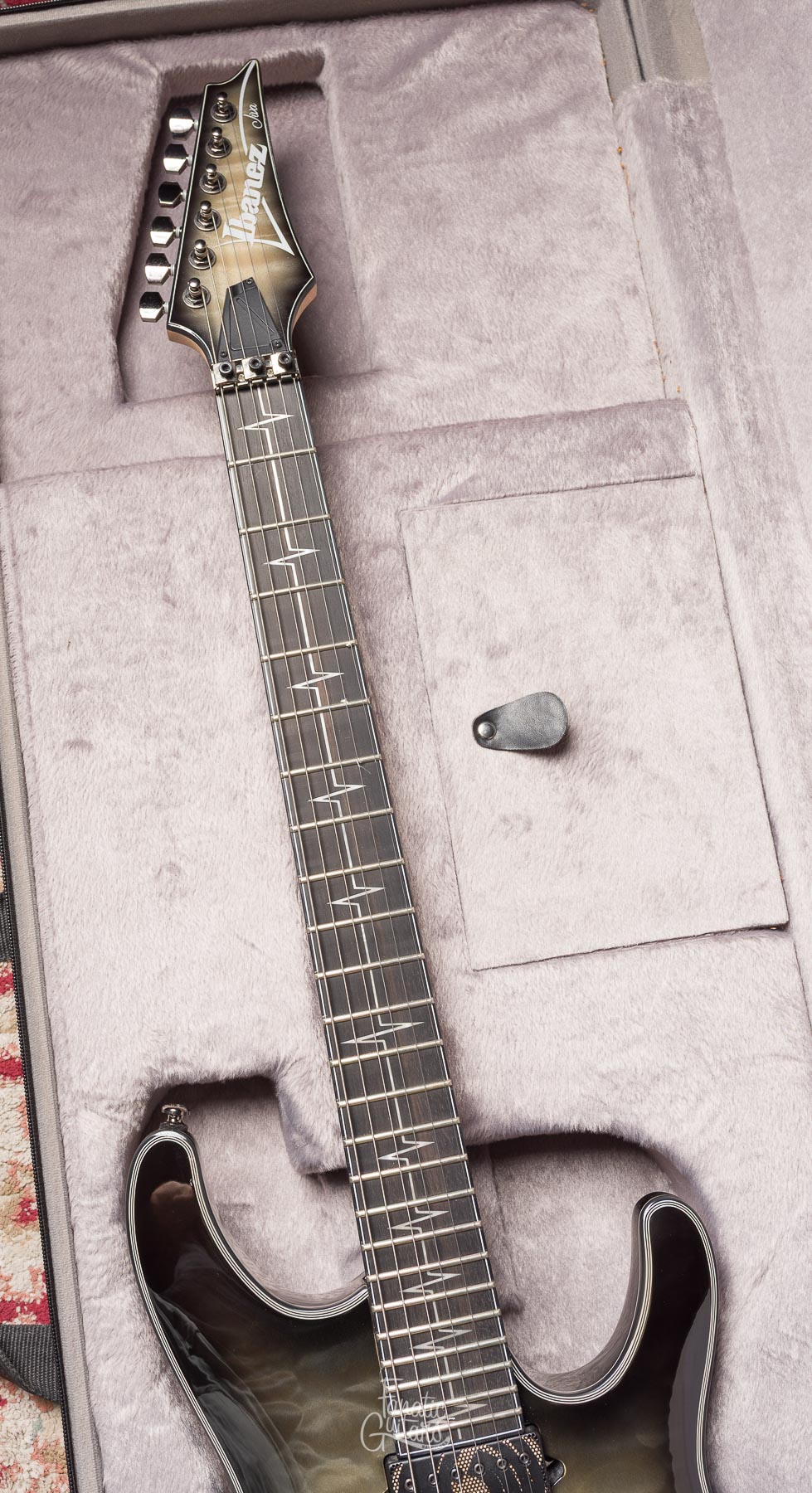 Ibanez JIVA10‑DSB (Nita Strauss Signature) #I230704167 Second Hand