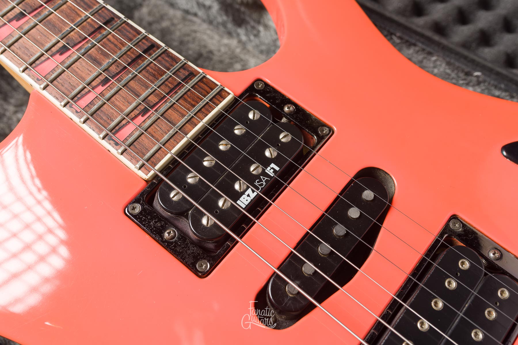 Ibanez Frank Gambale Signature FGM100 - Pink Salmon #F216643 Segunda Mano