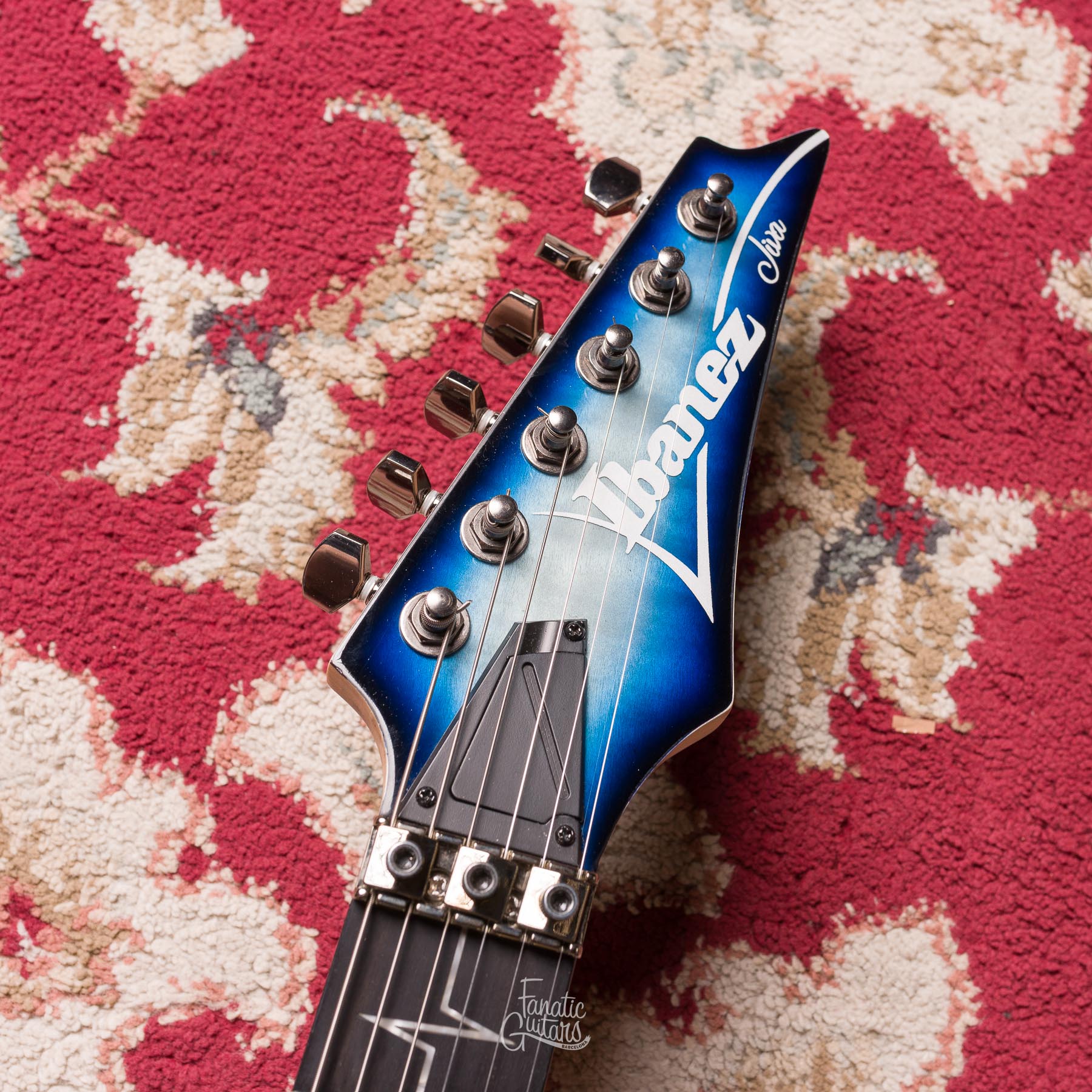 Ibanez JIVAJR Nita Strauss Signature - Deep Sea Blonde #I230103068 Segunda Mano