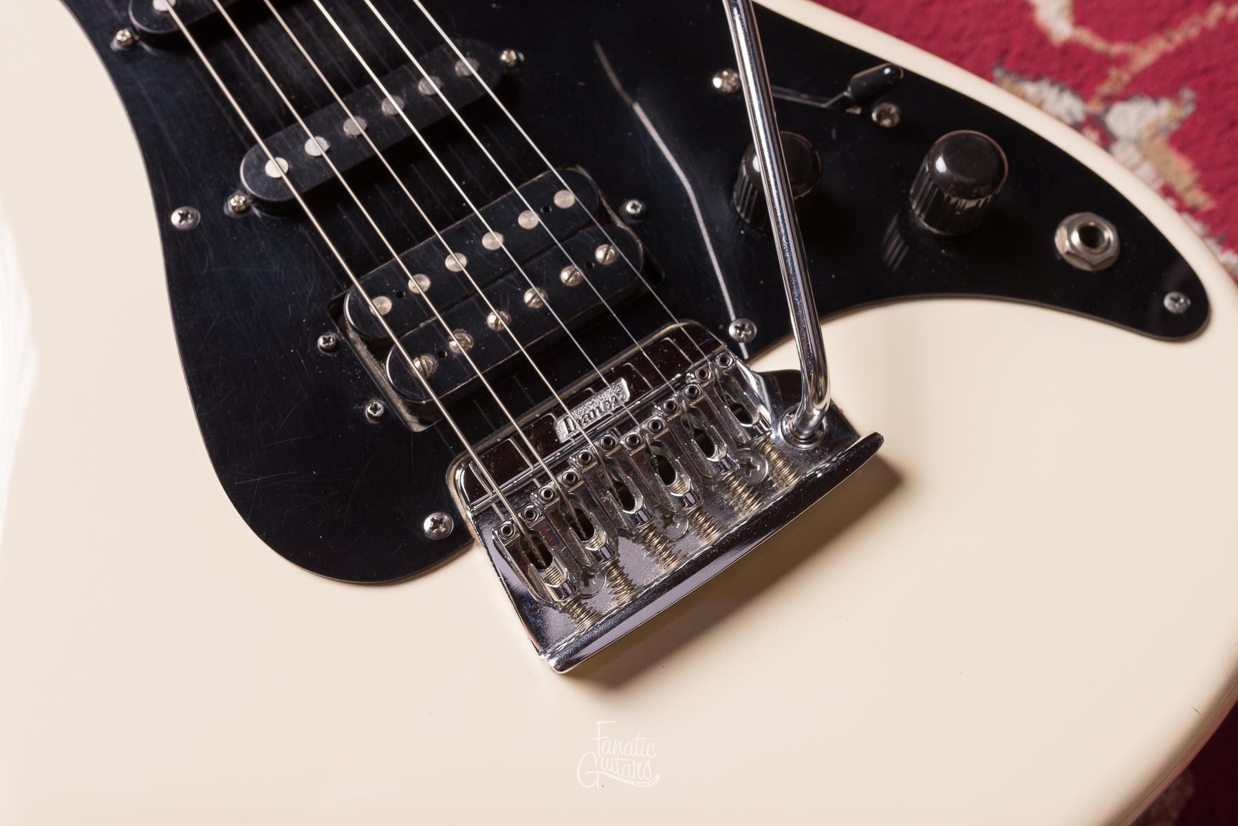 Ibanez RG140 Blanco #F734982 Segunda Mano