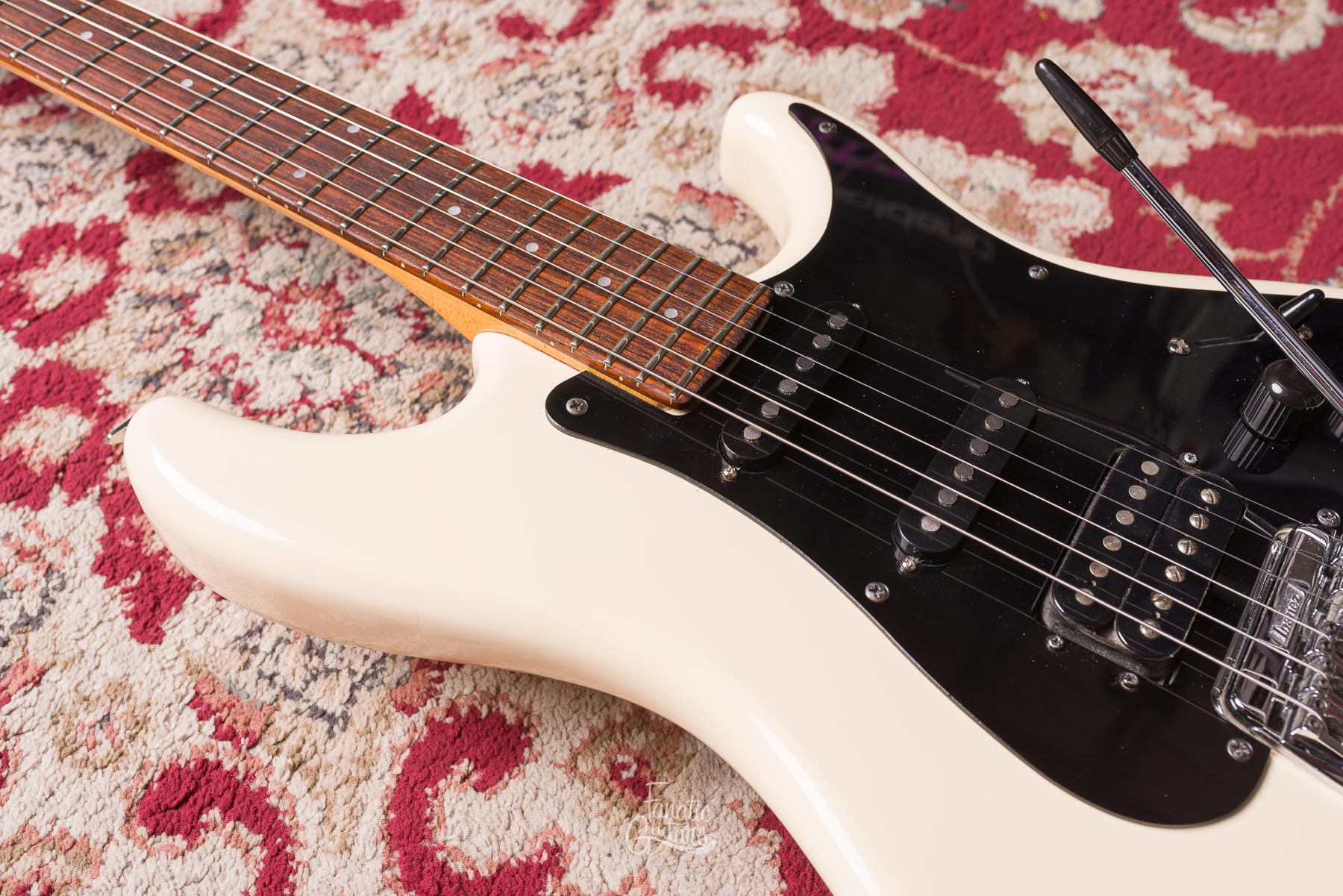 Ibanez RG140 Blanco #F734982 Segunda Mano