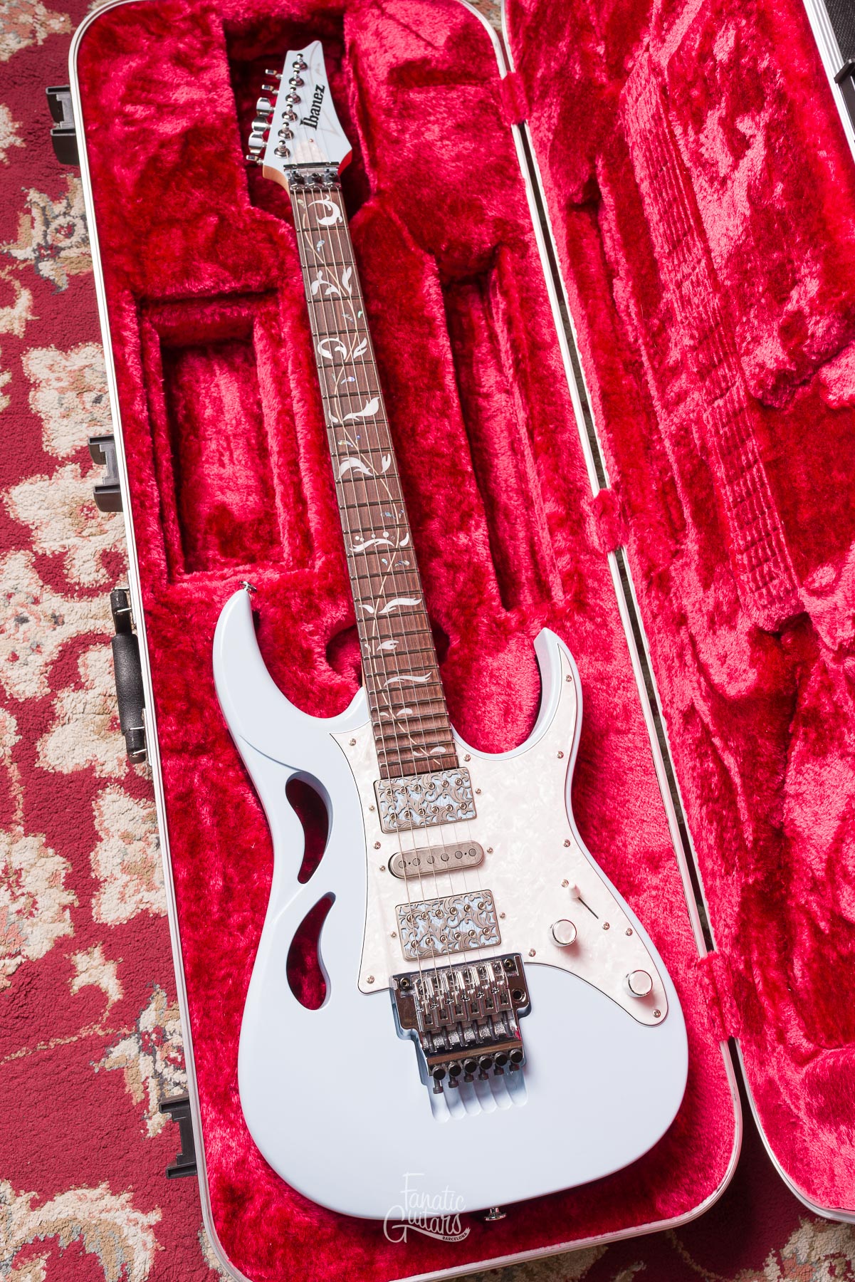 Ibanez Steve Vai PIA3761C - Blue Powder Segunda Mano