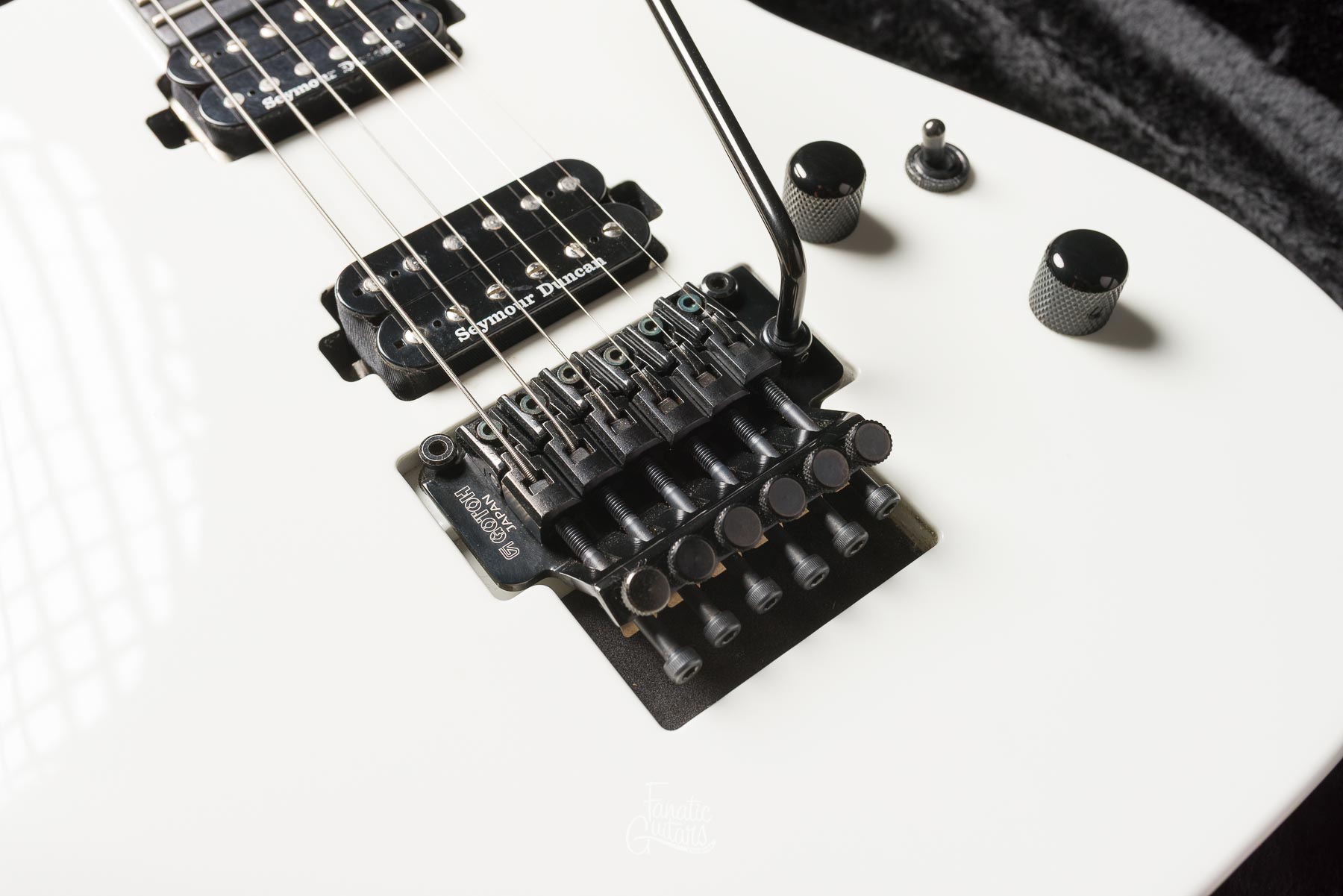 Jackson MJ Series Soloist SL2 - Snow White #JFJ2200176 Second Hand