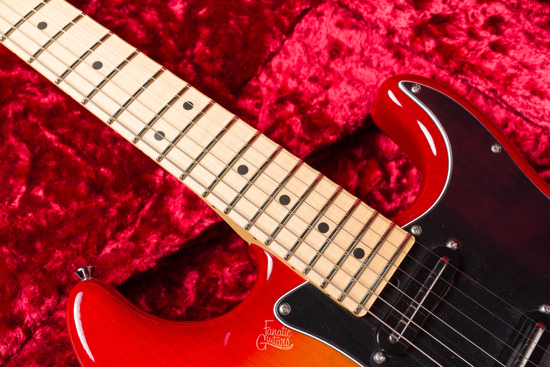 James Tyler L.A. Studio Classic - Cherry Sunburst #25319