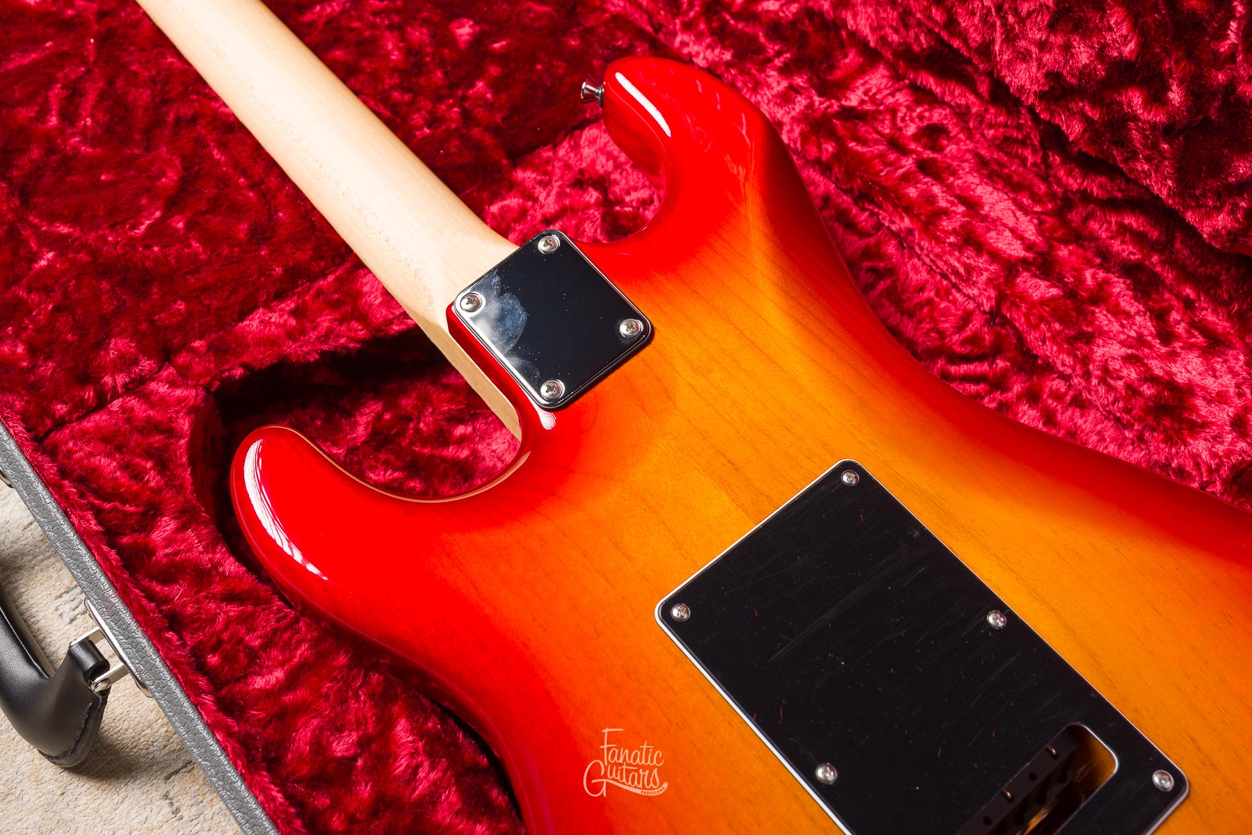 James Tyler L.A. Studio Classic - Cherry Sunburst #25319