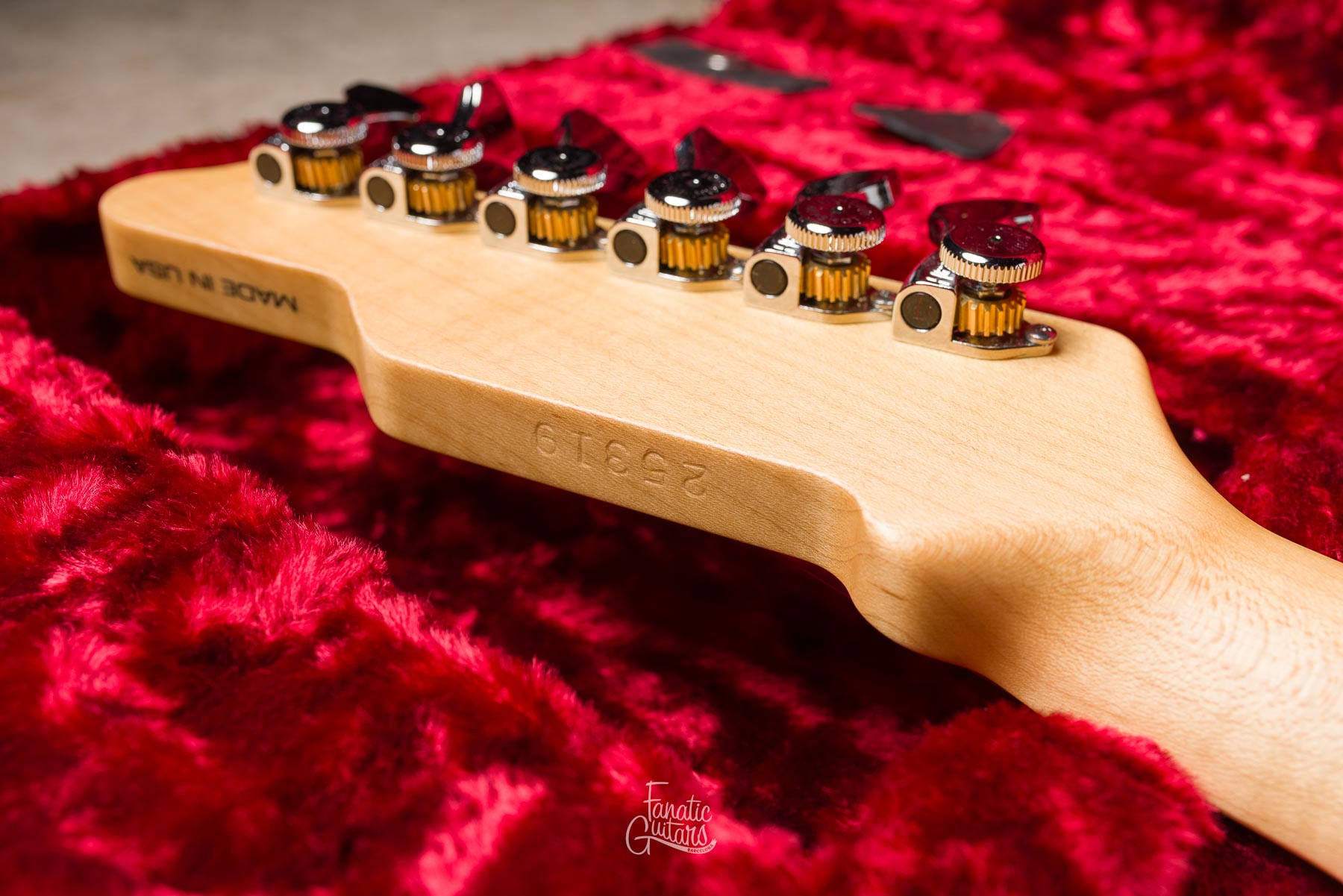 James Tyler L.A. Studio Classic - Cherry Sunburst #25319