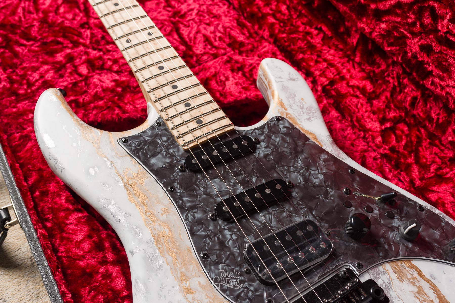 James Tyler Studio Elite HDX - White Shmear #26021