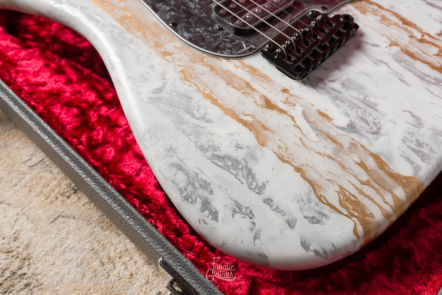 James Tyler Studio Elite HDX - White Shmear #26021