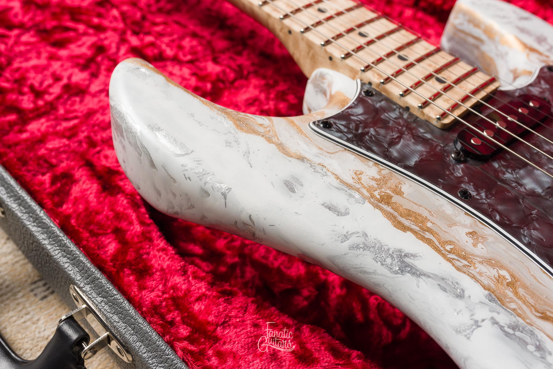 James Tyler Studio Elite HDX - White Shmear #26021